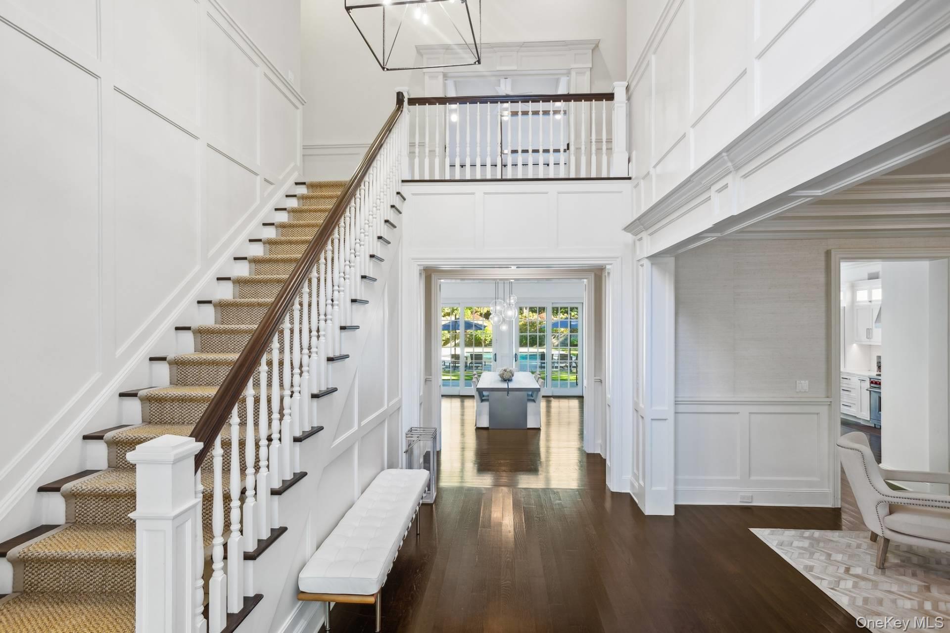 110 Straight Path, Southampton, NY 11968