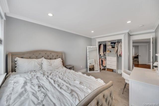 40 Arbor Field Way, Lake Grove, NY 11755