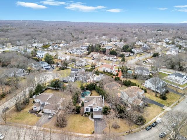 40 Arbor Field Way, Lake Grove, NY 11755