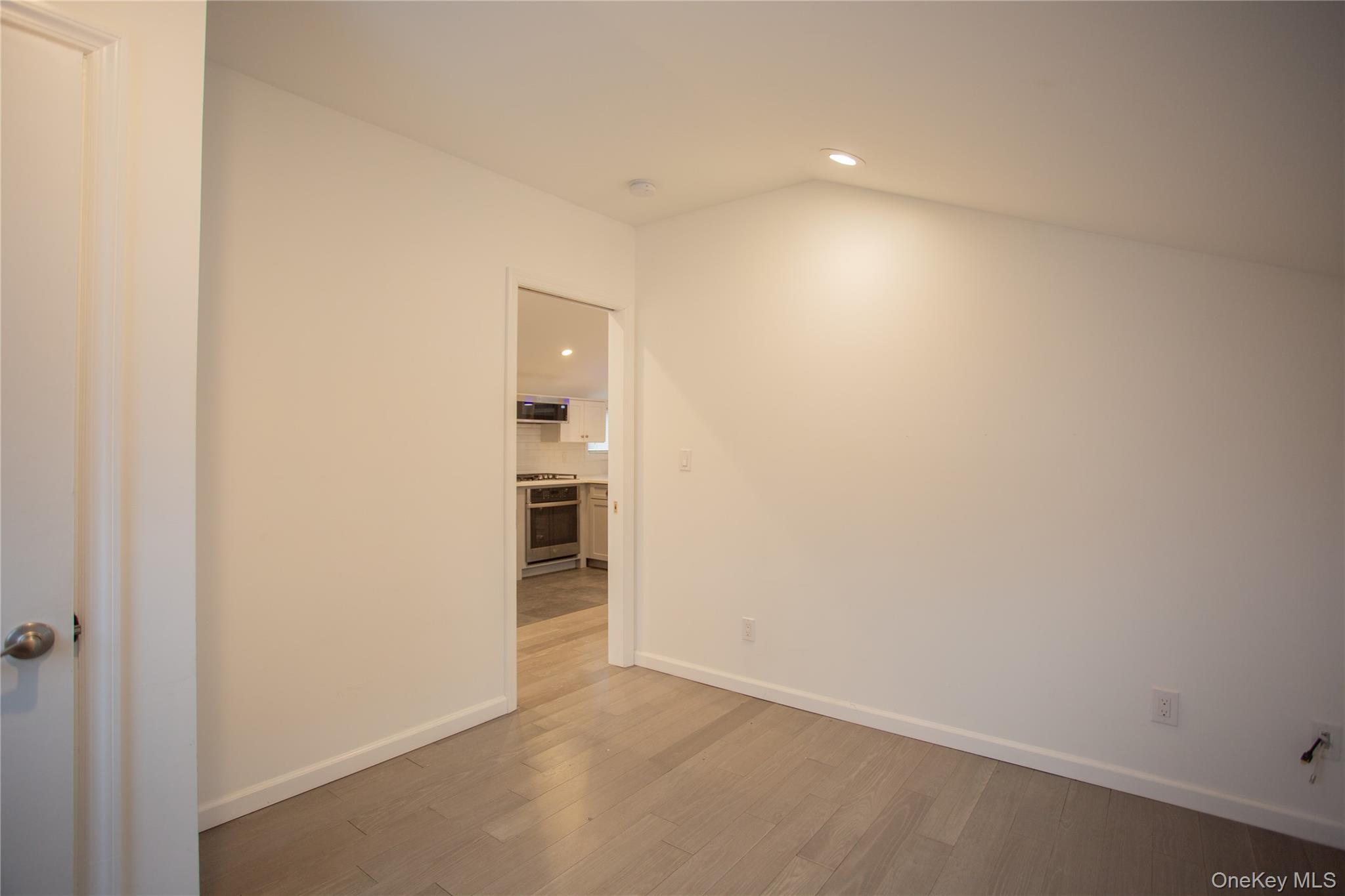 105 Pacific Boulevard, Long Beach, NY 11561