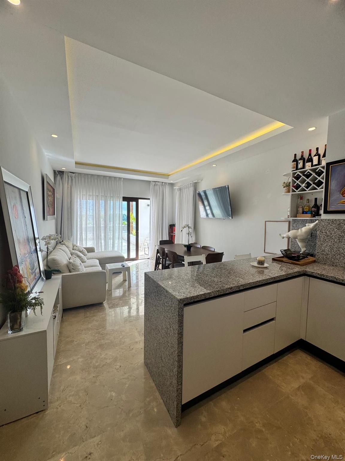 6M3F+32H Avenida Del Male # Building #B2 Unit 2101-2, Other 32000