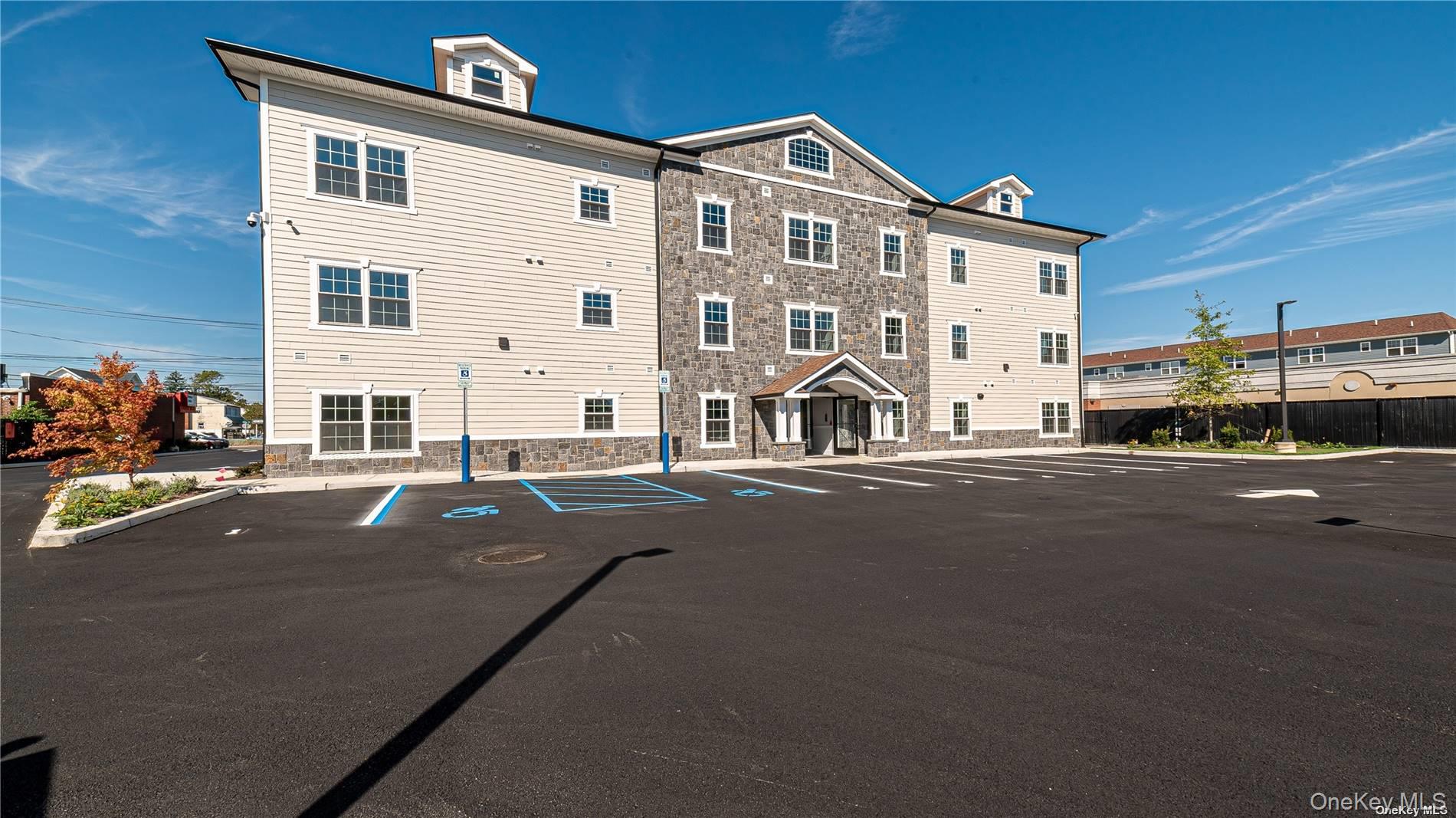 776 Fulton Street # 2A, Farmingdale, NY 11735