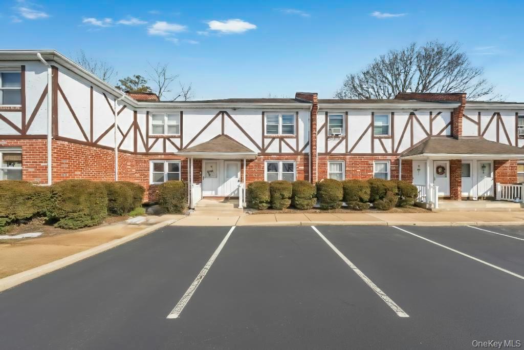 2066 Lakeview Road # A, Bellmore, NY 11710