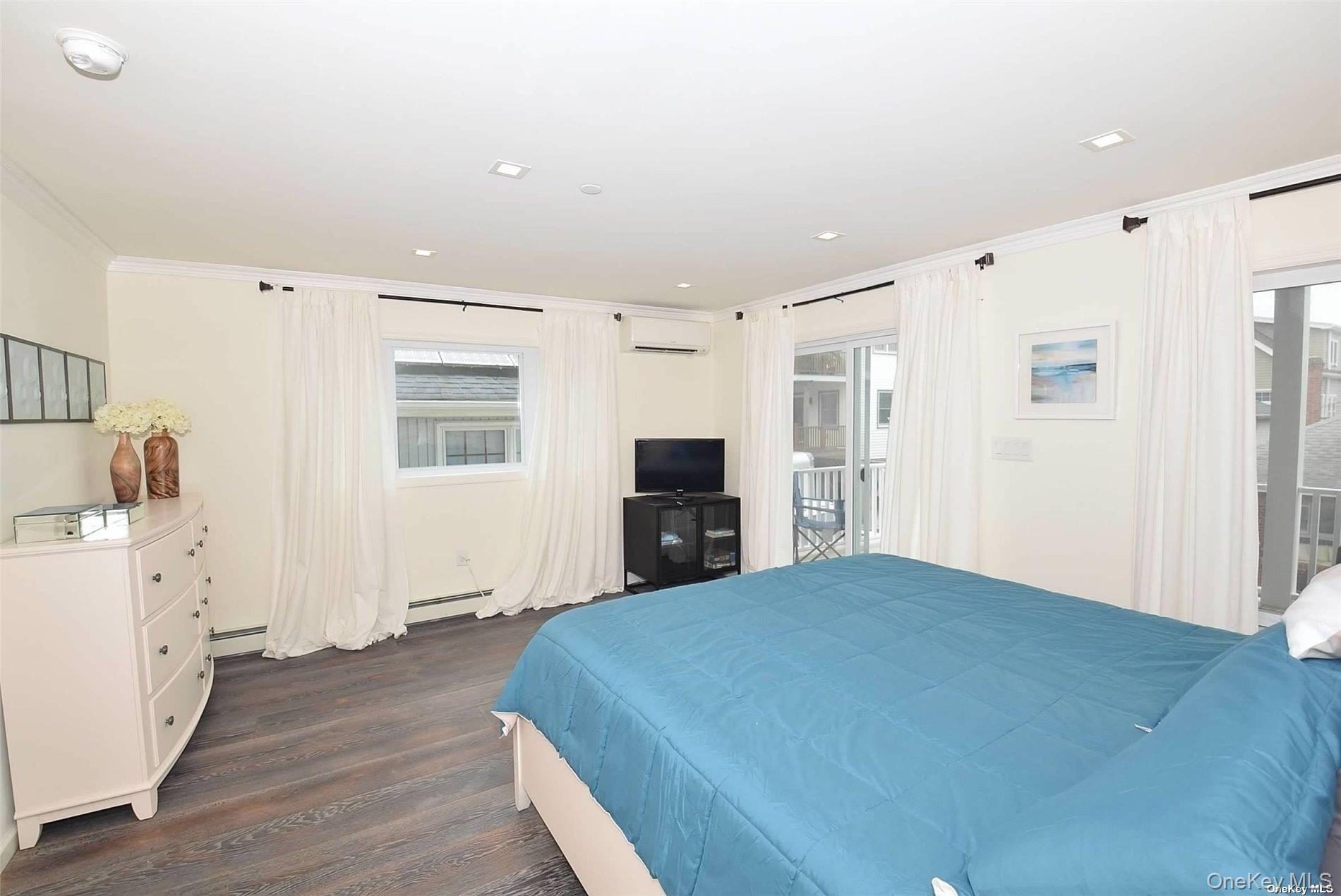 31 Florida Street, Long Beach, NY 11561