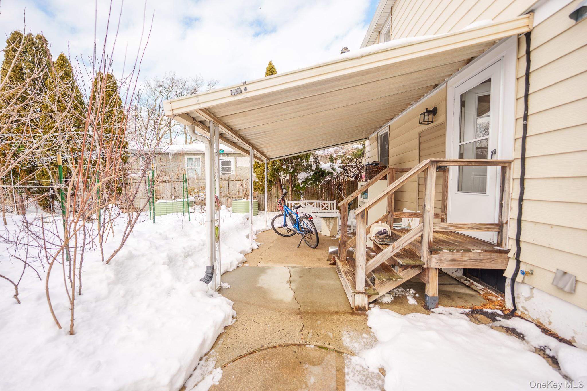 52 Park Avenue, Williston Park, NY 11596