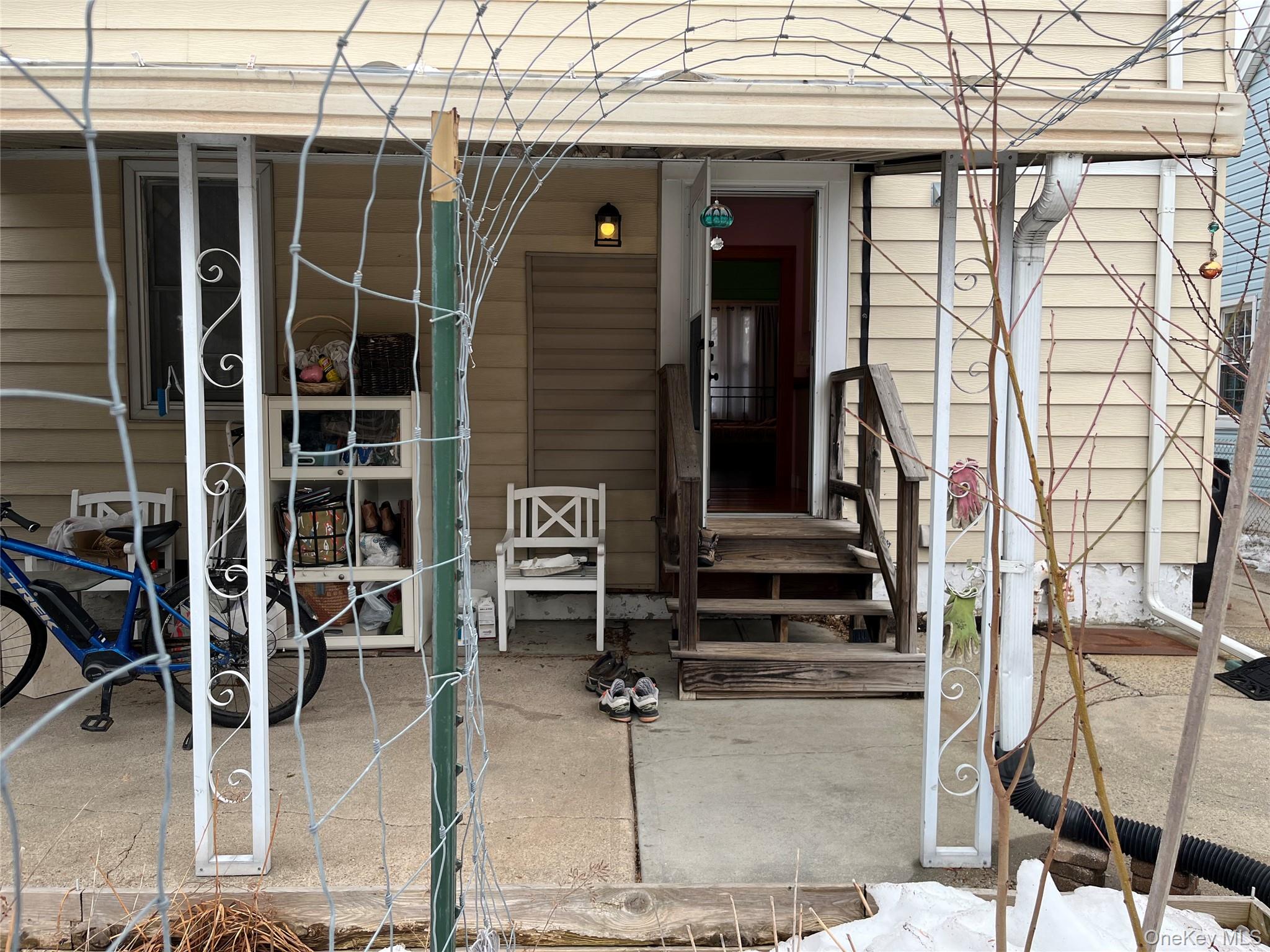 52 Park Avenue, Williston Park, NY 11596