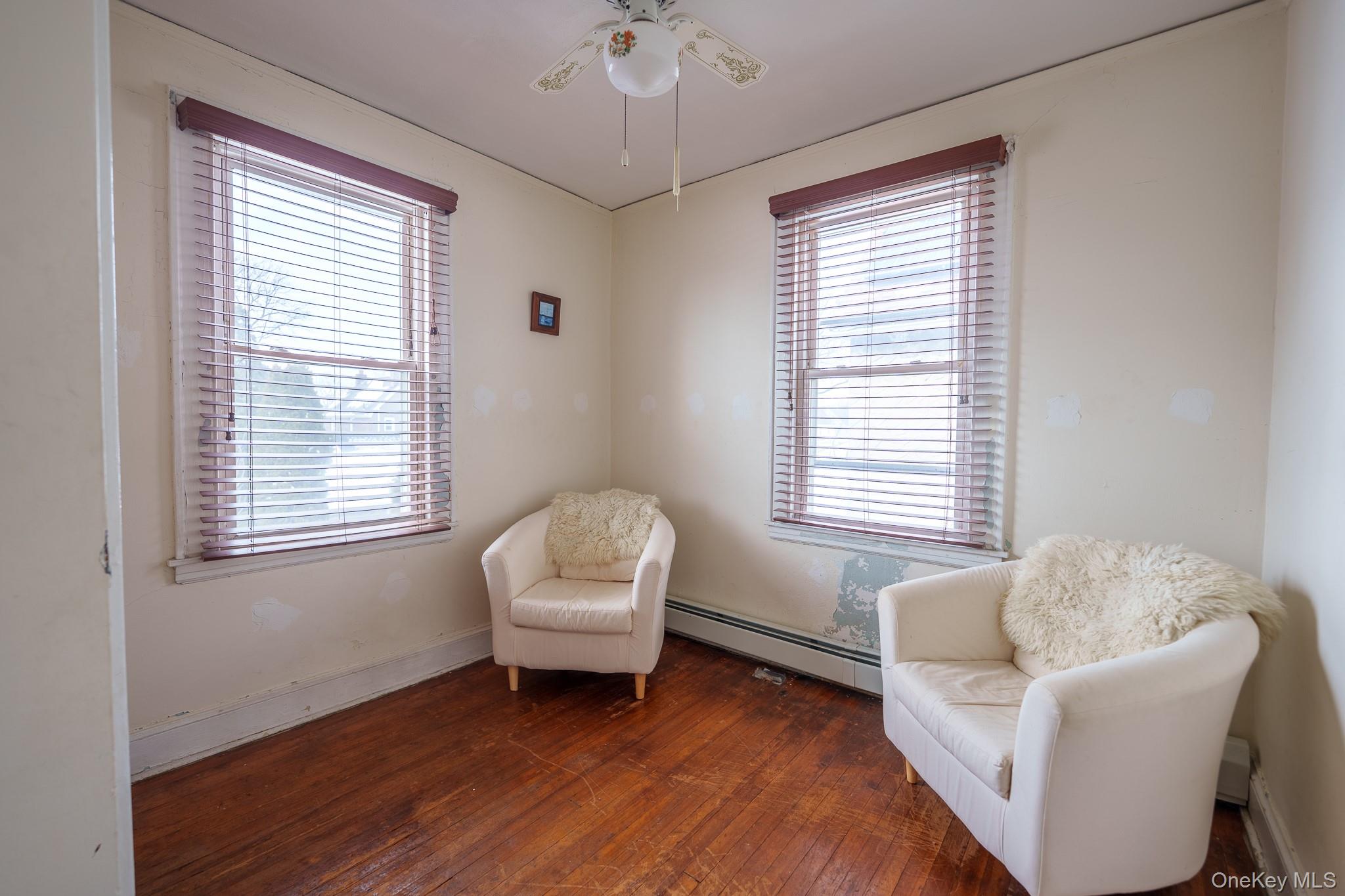 52 Park Avenue, Williston Park, NY 11596