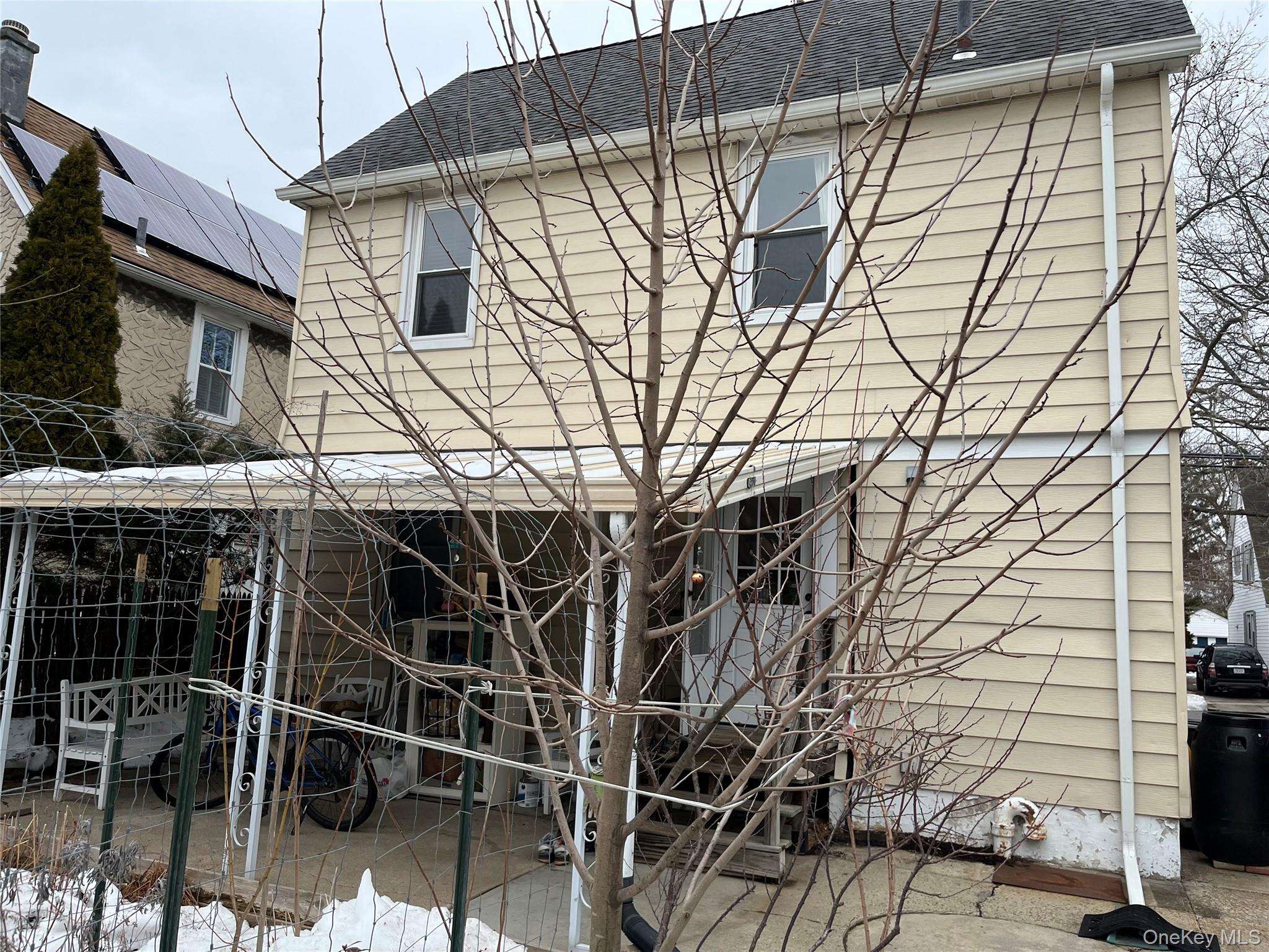 52 Park Avenue, Williston Park, NY 11596