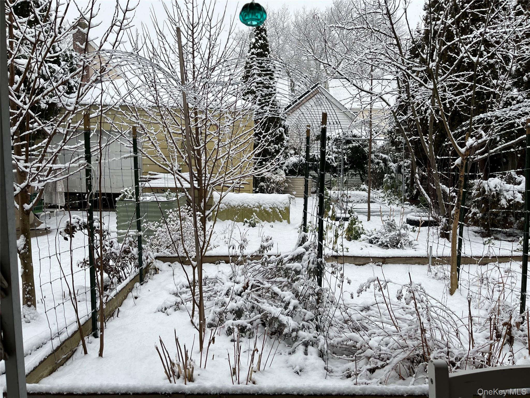 52 Park Avenue, Williston Park, NY 11596