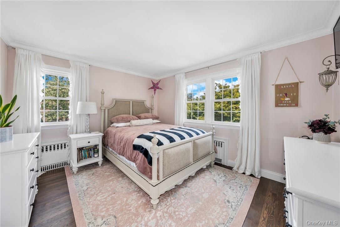 72 Brook Street, Scarsdale, NY 10583