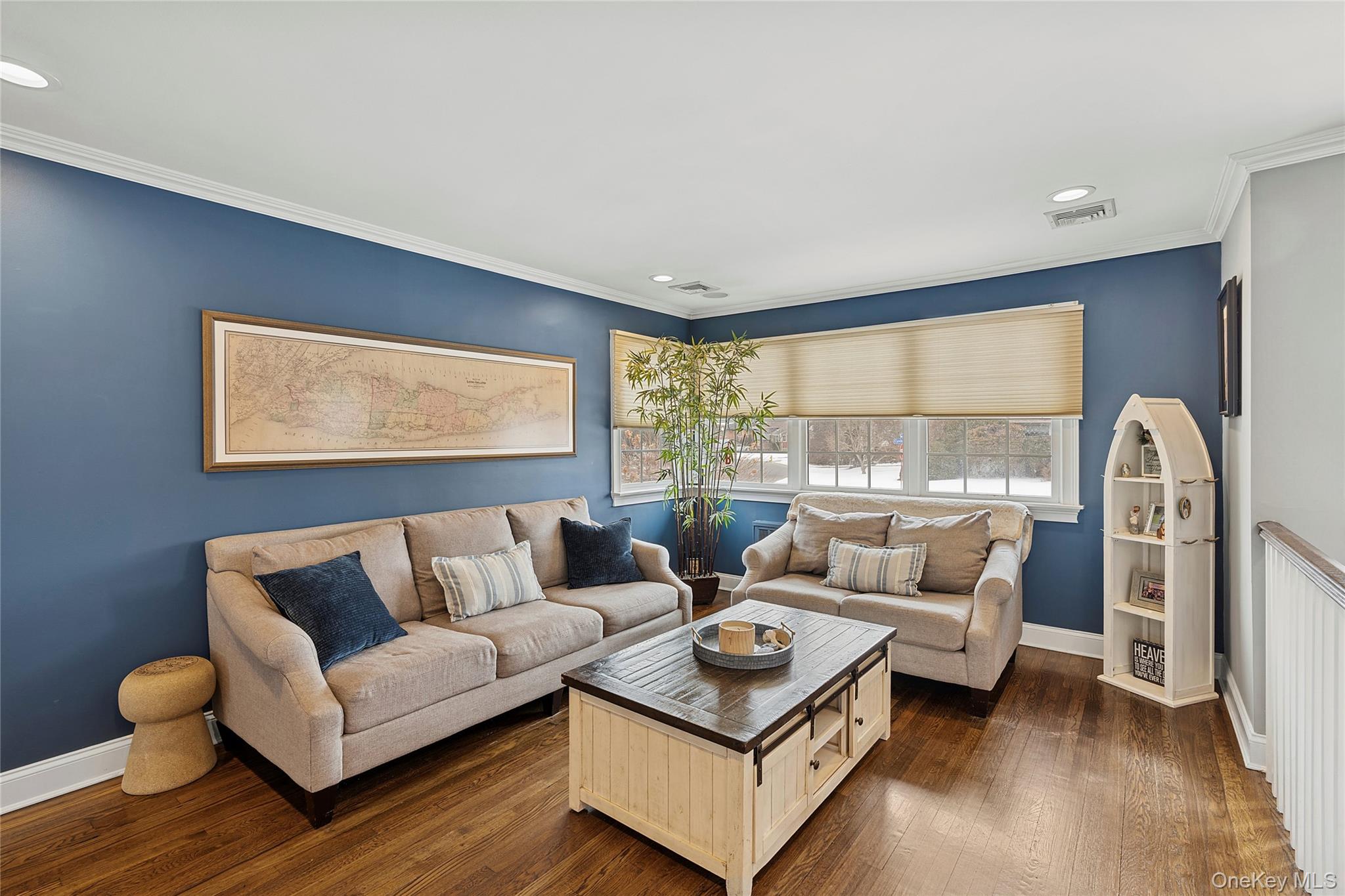 23 Cynthia Lane, East Islip, NY 11730