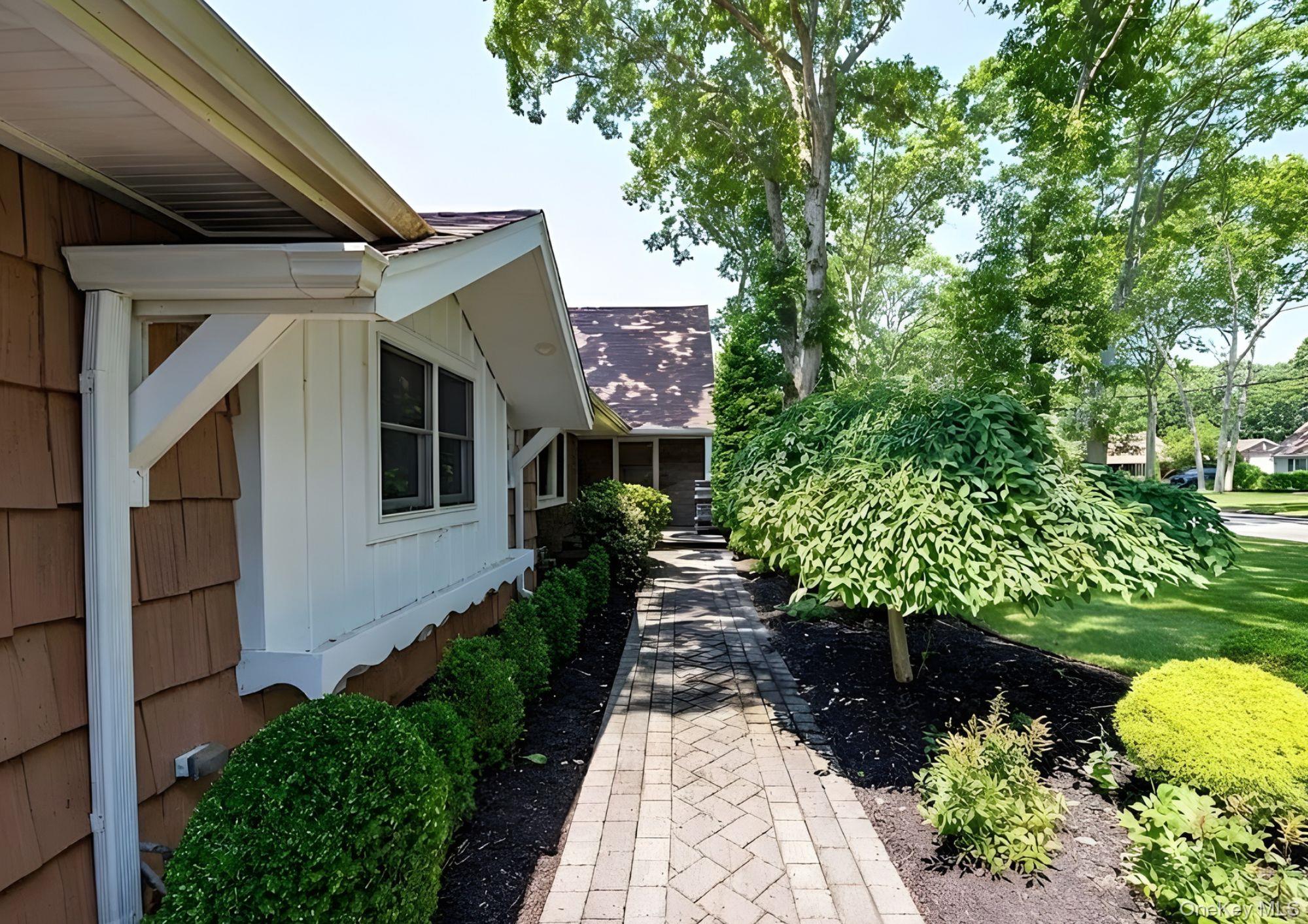 22 Redwood Drive, Great River, NY 11739