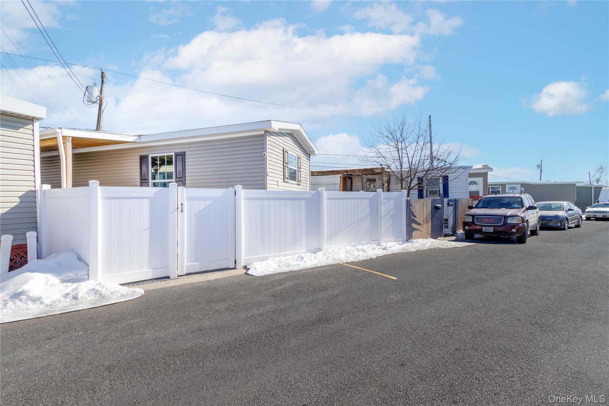 150 Main Street, Islip, NY 11751