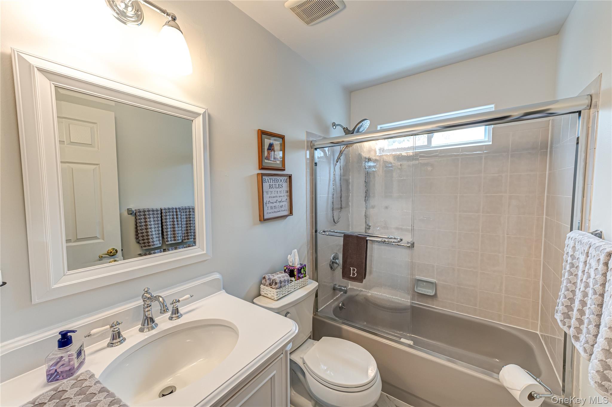 263 Glen Drive, Ridge, NY 11961