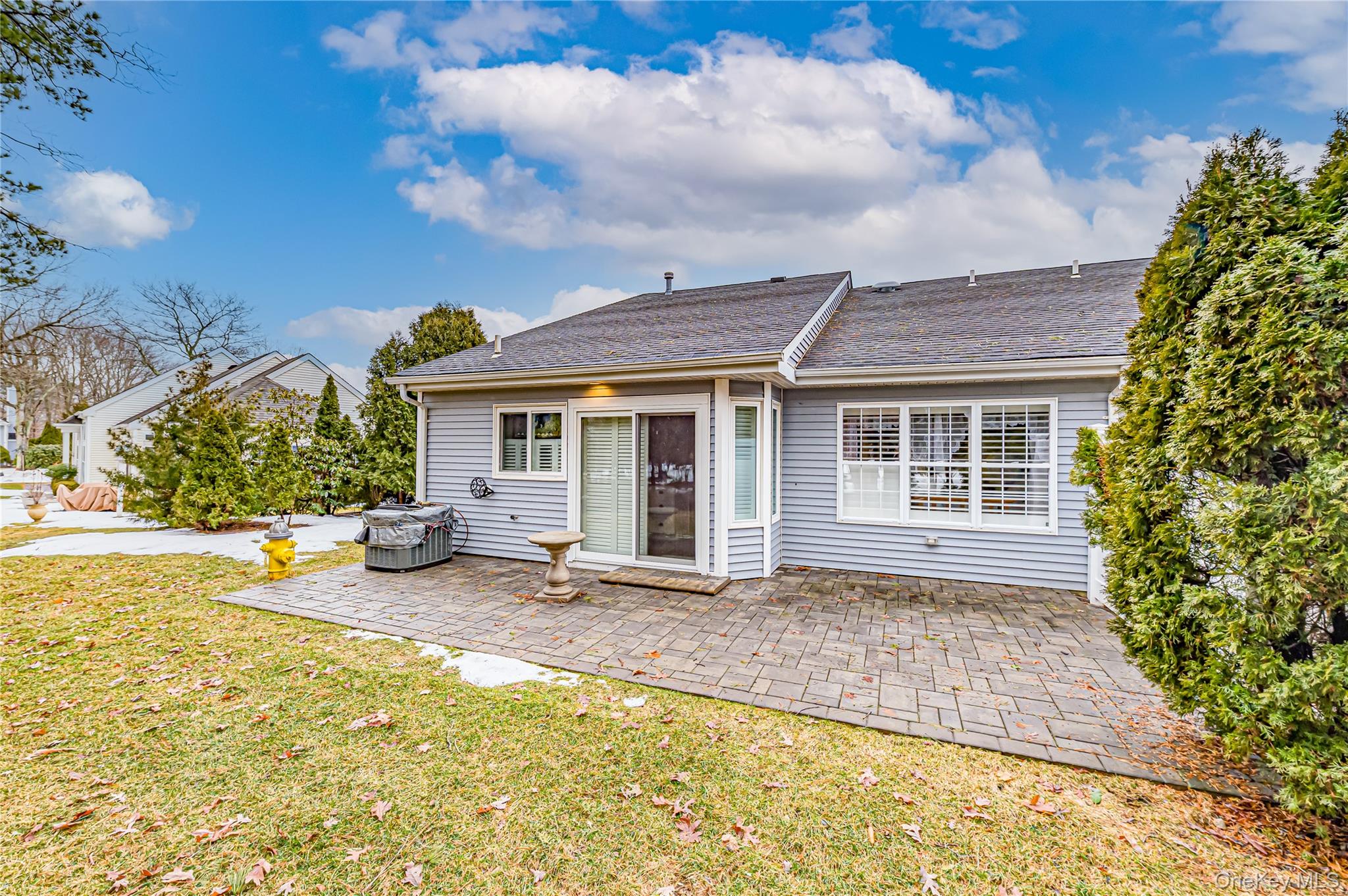 263 Glen Drive, Ridge, NY 11961