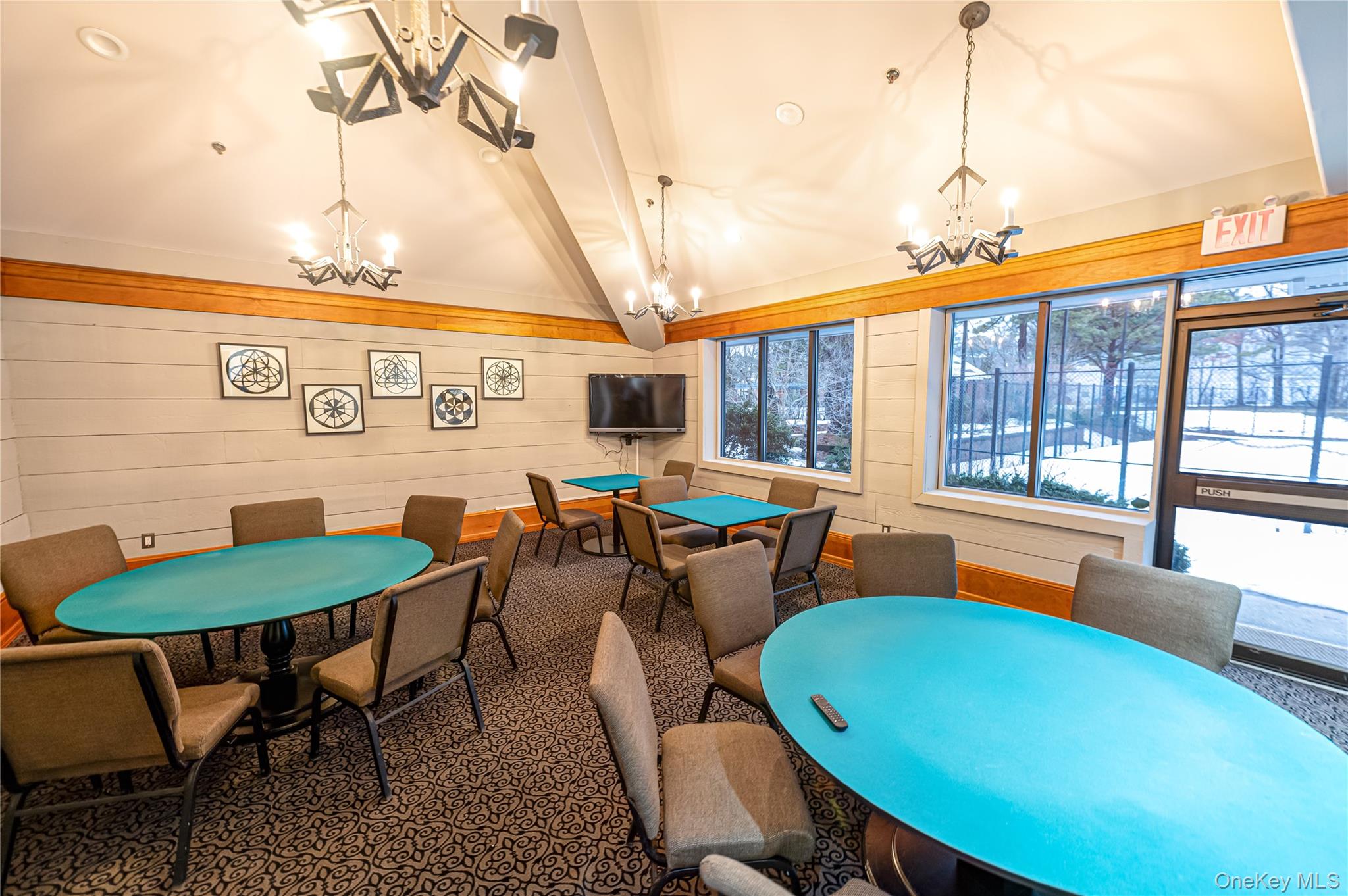 263 Glen Drive, Ridge, NY 11961