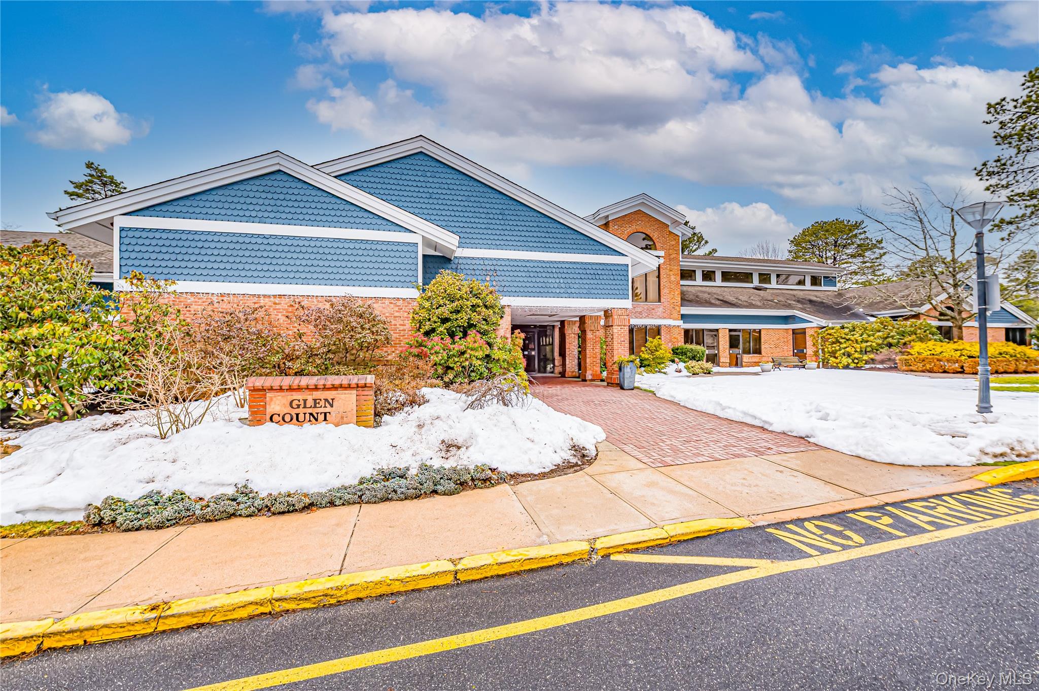 263 Glen Drive, Ridge, NY 11961