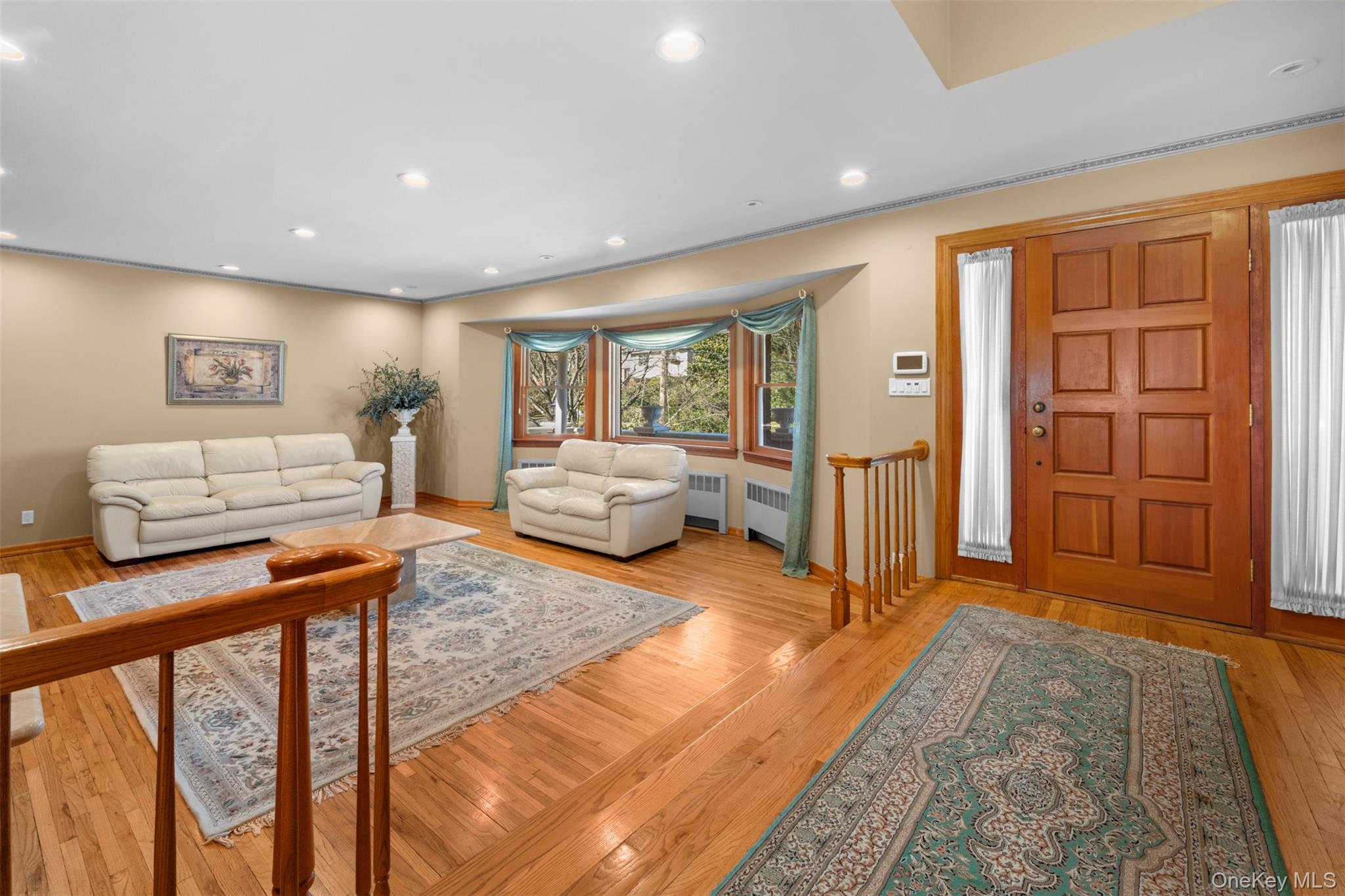 22 Ravine Road, Great Neck, NY 11023