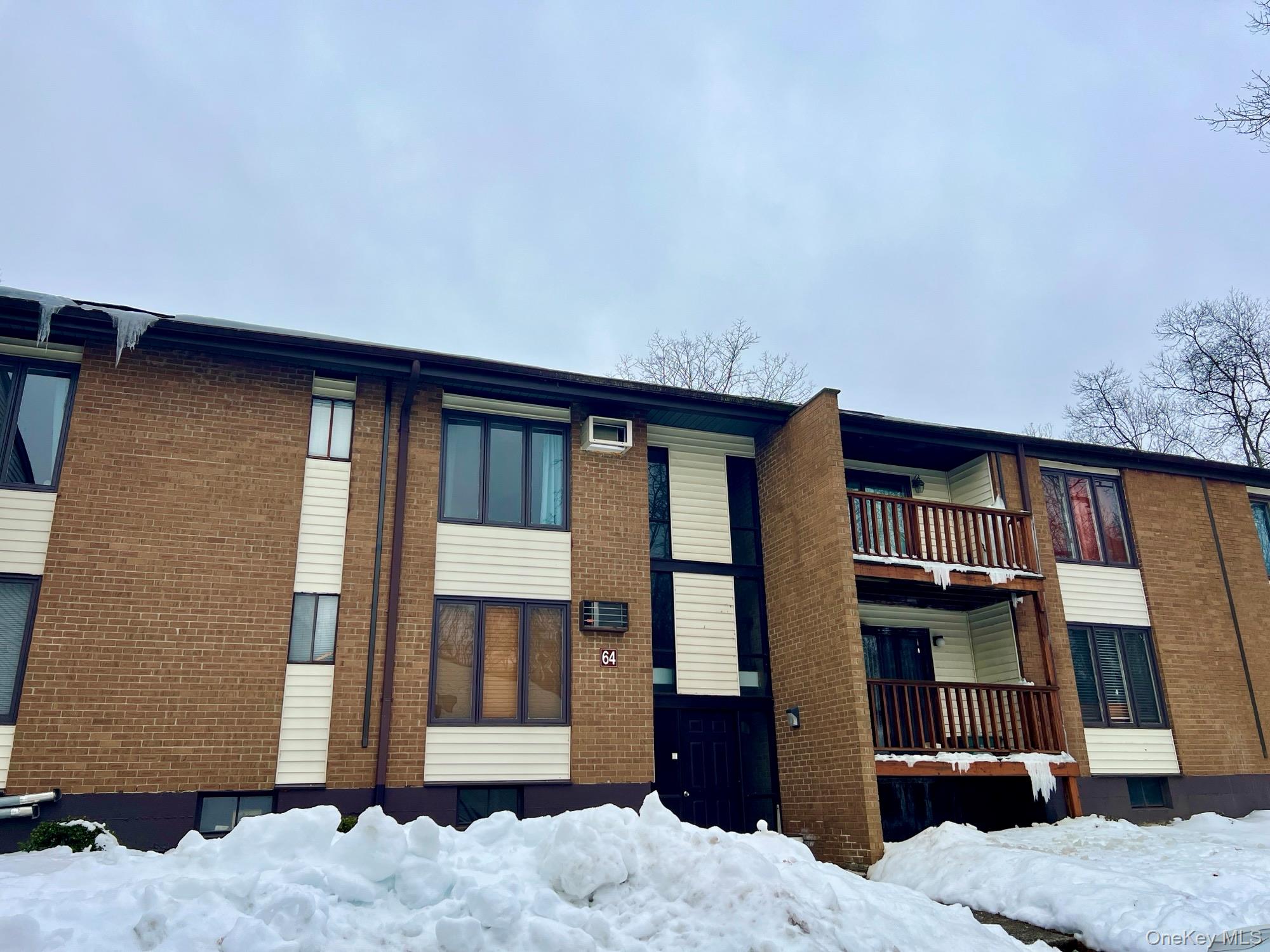 3 Hook Road # 64G, Poughkeepsie, NY 12601