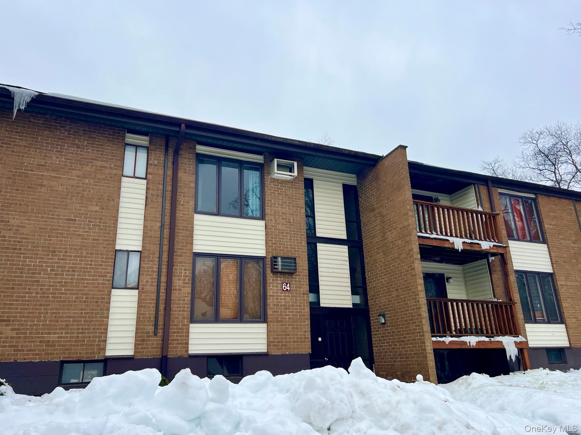 3 Hook Road # 64G, Poughkeepsie, NY 12601