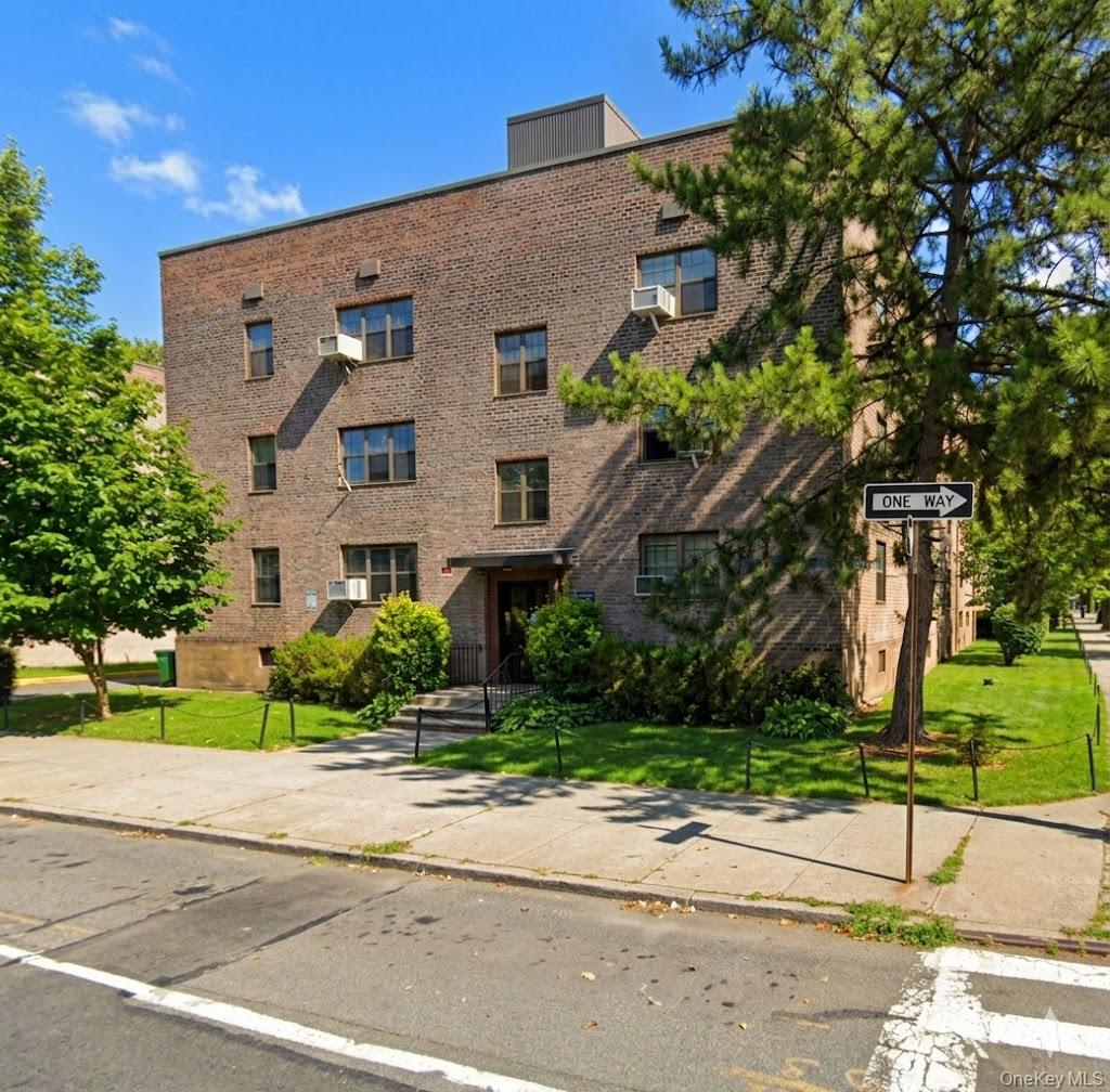 144-04 78th Avenue # 3K, Flushing, NY 11367