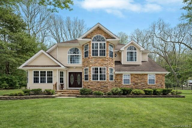 18 Darcy Avenue, Manorville, NY 11949