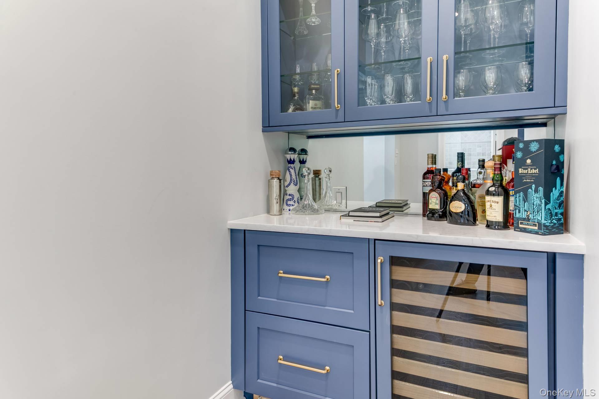 7 Hilltop Lane, East Hampton, NY 11937