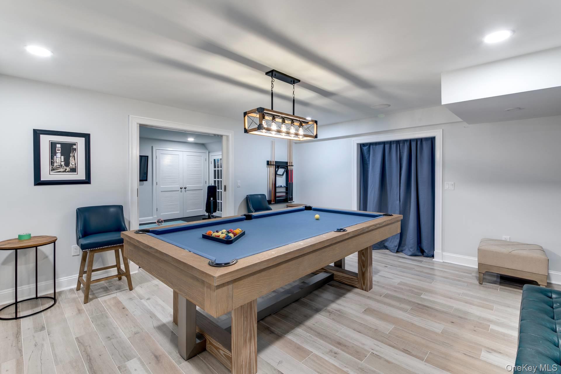 7 Hilltop Lane, East Hampton, NY 11937