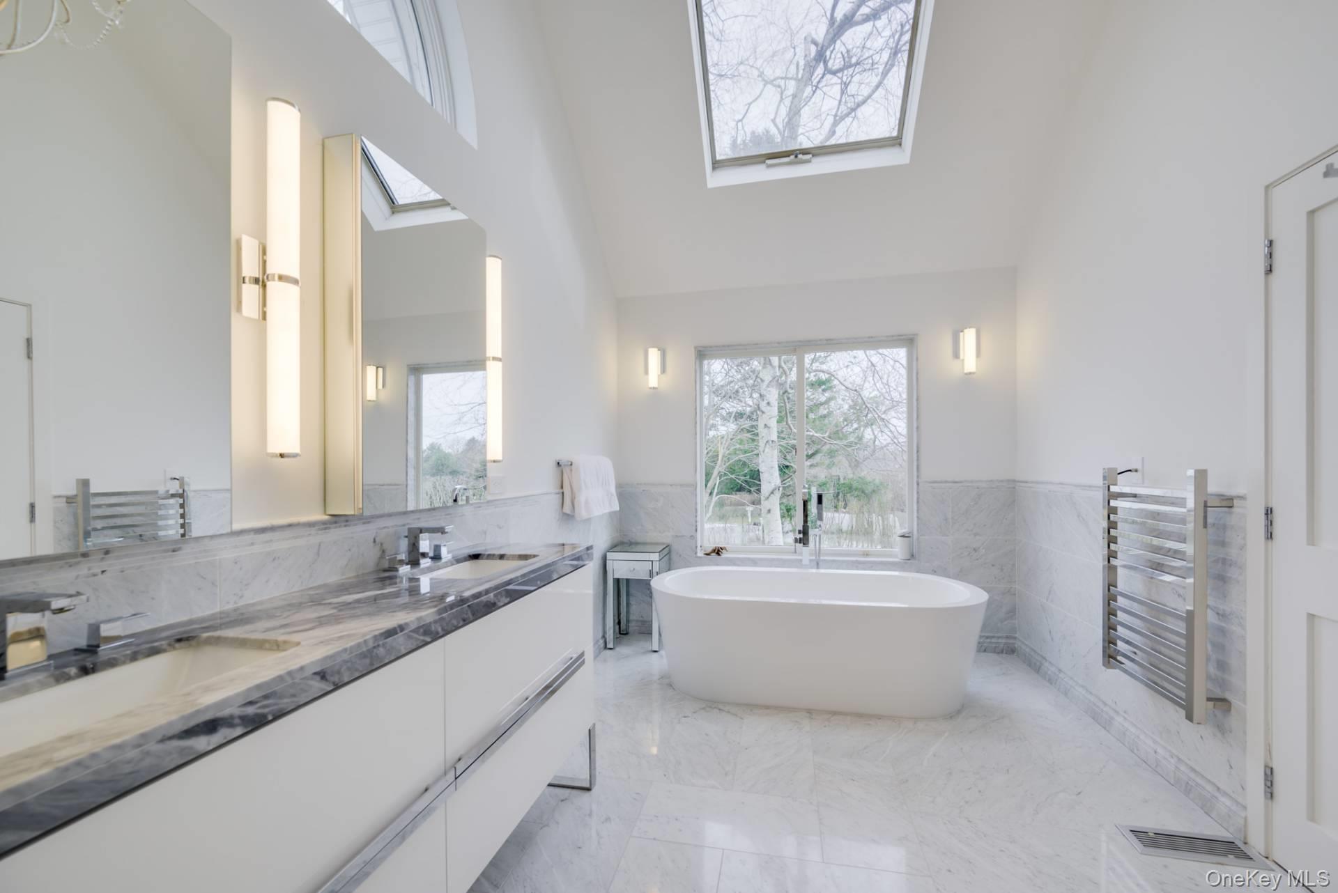 23 Stephen Halsey Path, Water Mill, NY 11976