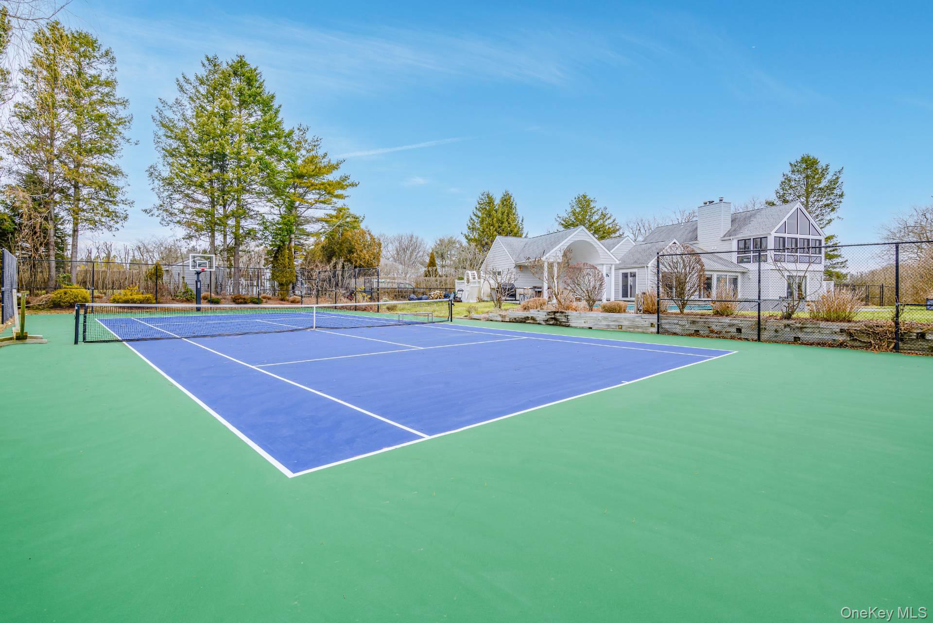 23 Stephen Halsey Path, Water Mill, NY 11976