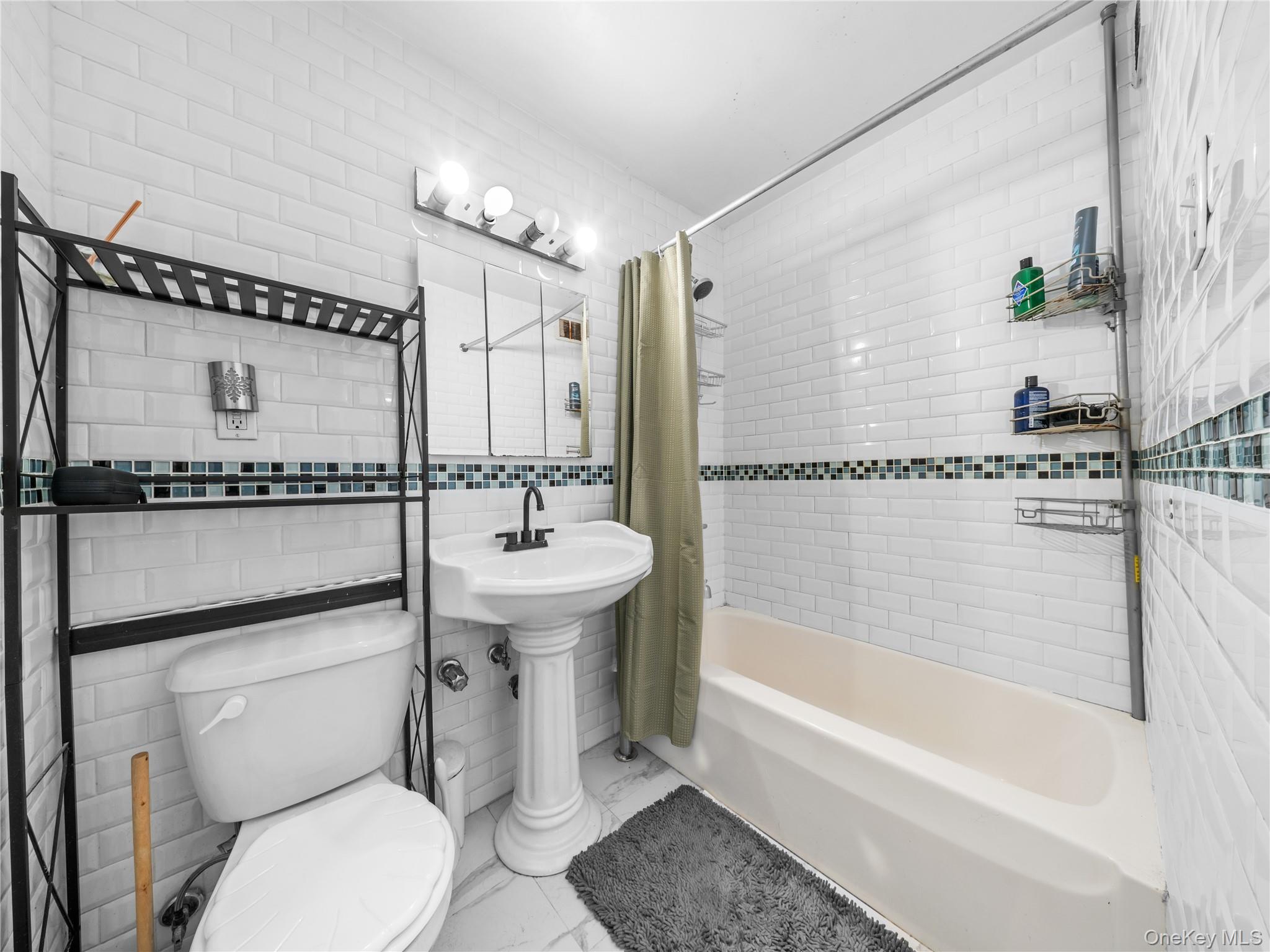 35-20 Leverich Street # 209, Jackson Heights, NY 11372