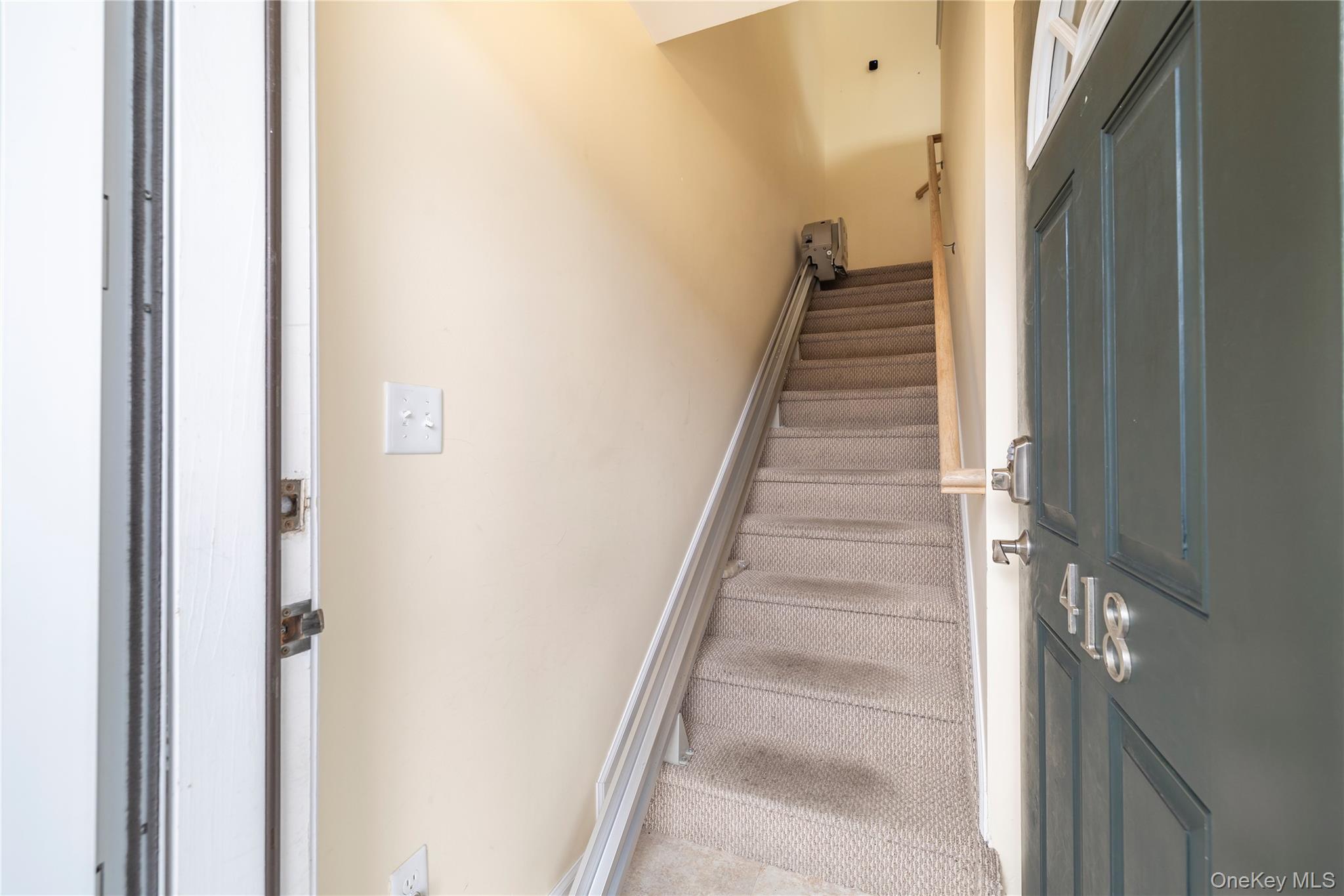 418 Willow Lane, Valley Stream, NY 11580