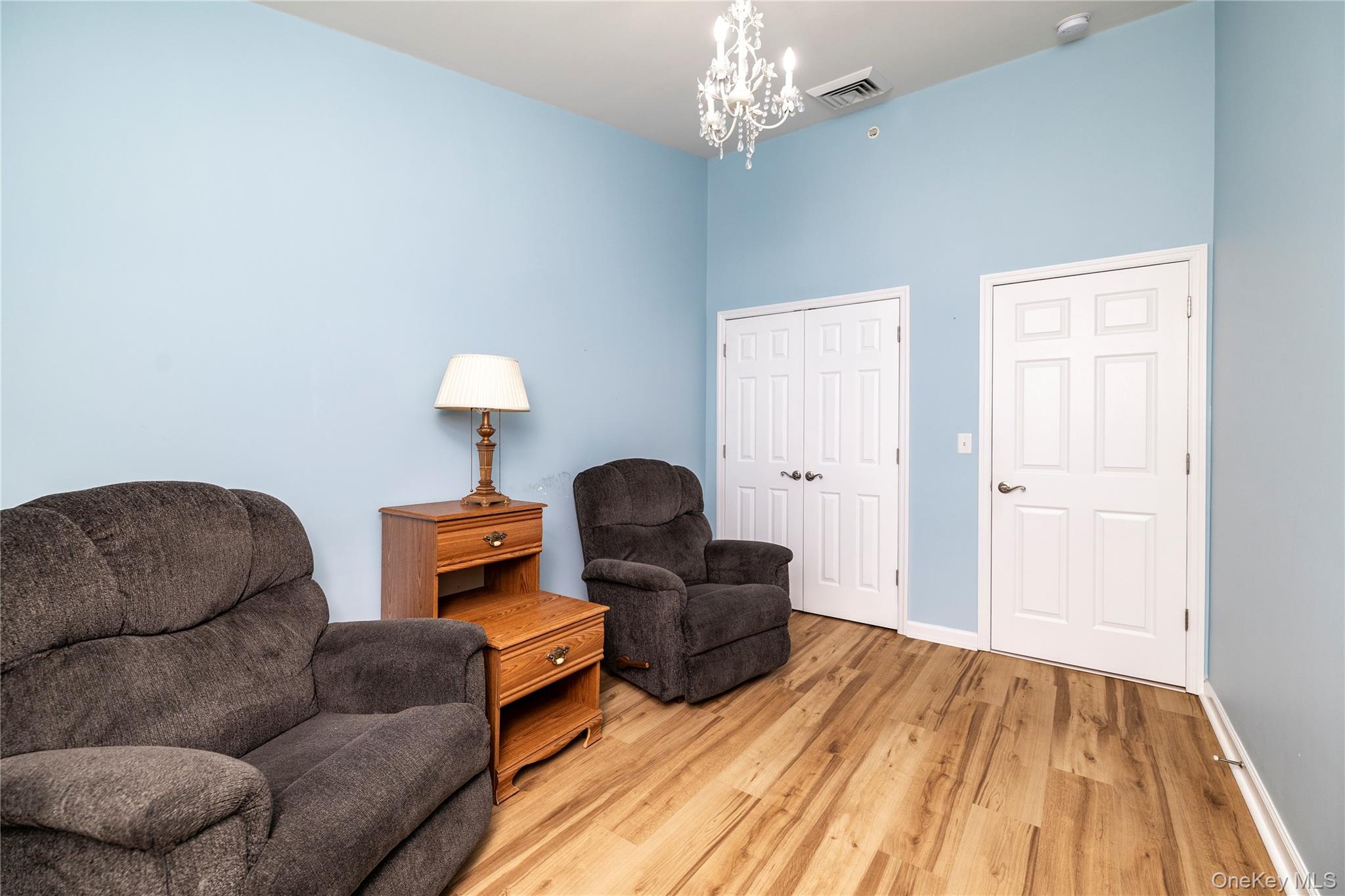 418 Willow Lane, Valley Stream, NY 11580