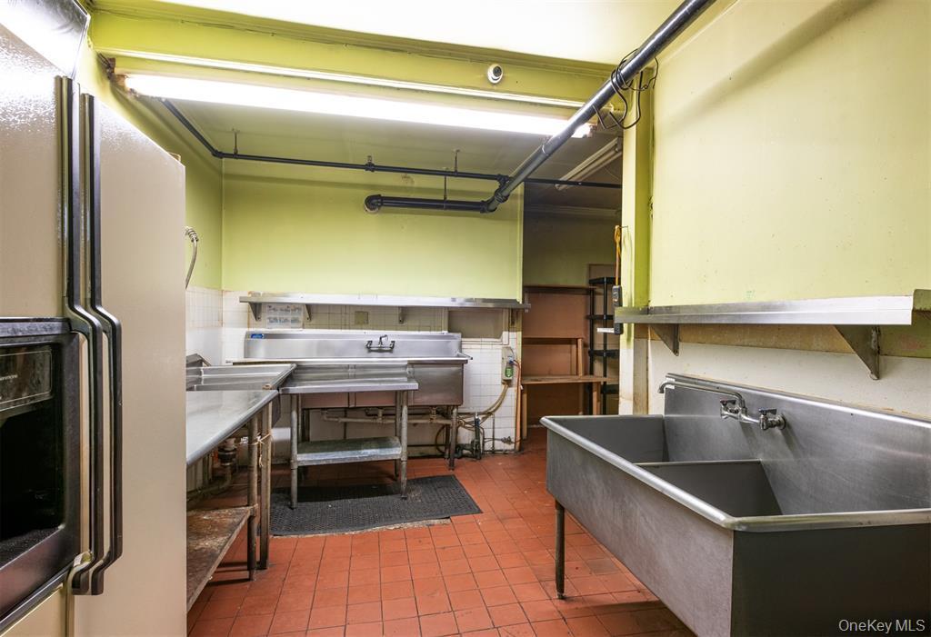 41 Lafayette Avenue, Suffern, NY 10901