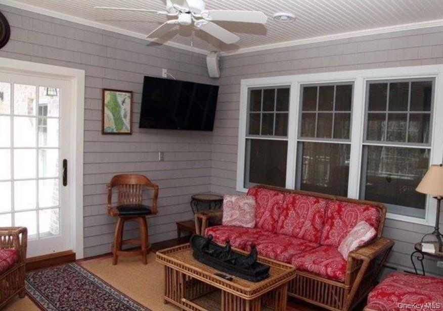 190 Jackson Landing, Mattituck, NY 11952