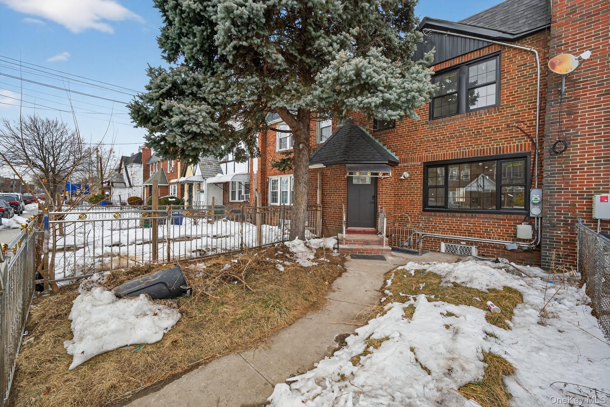 114-25 200th Street, Saint Albans, NY 11412