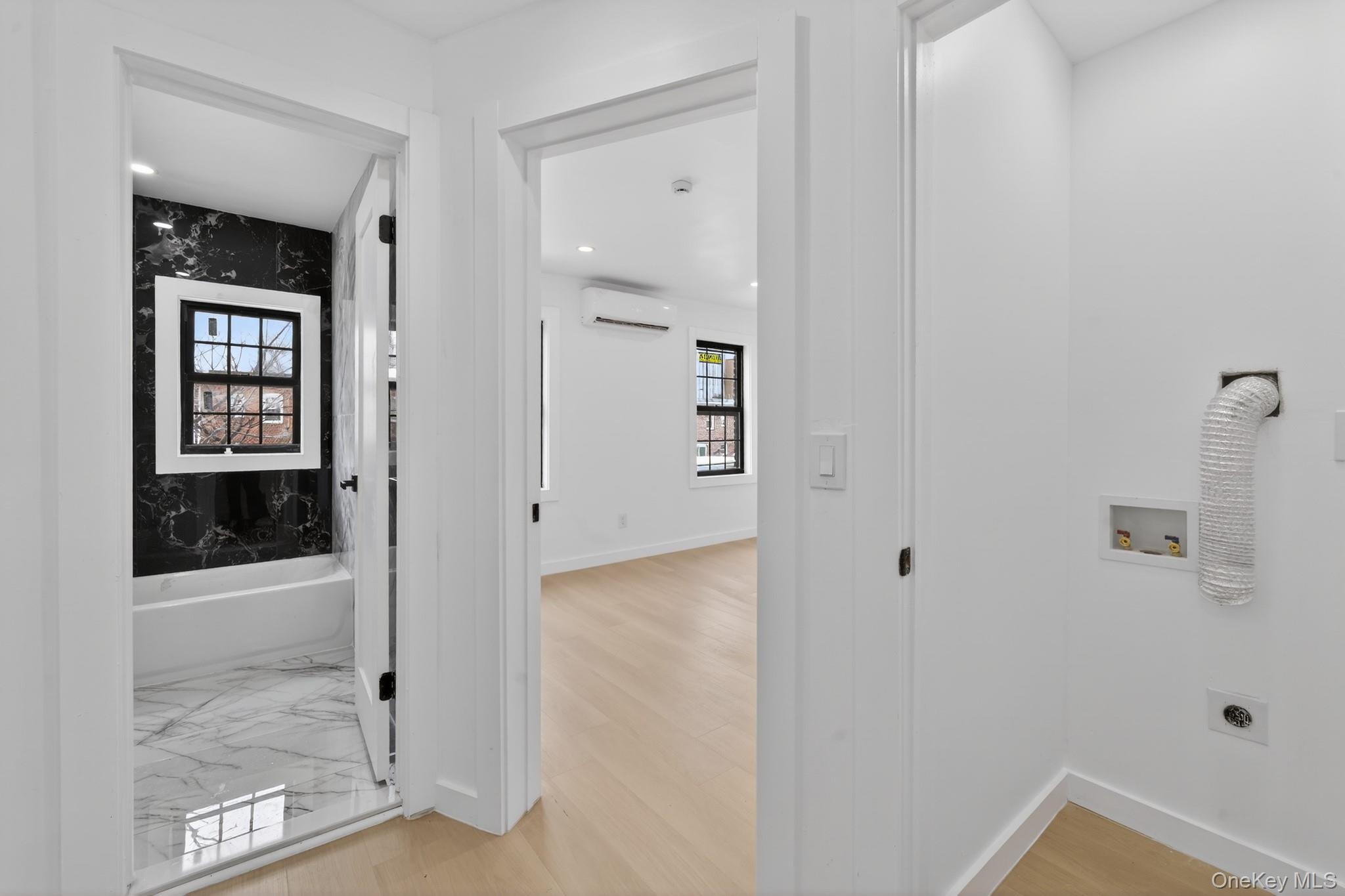 114-25 200th Street, Saint Albans, NY 11412