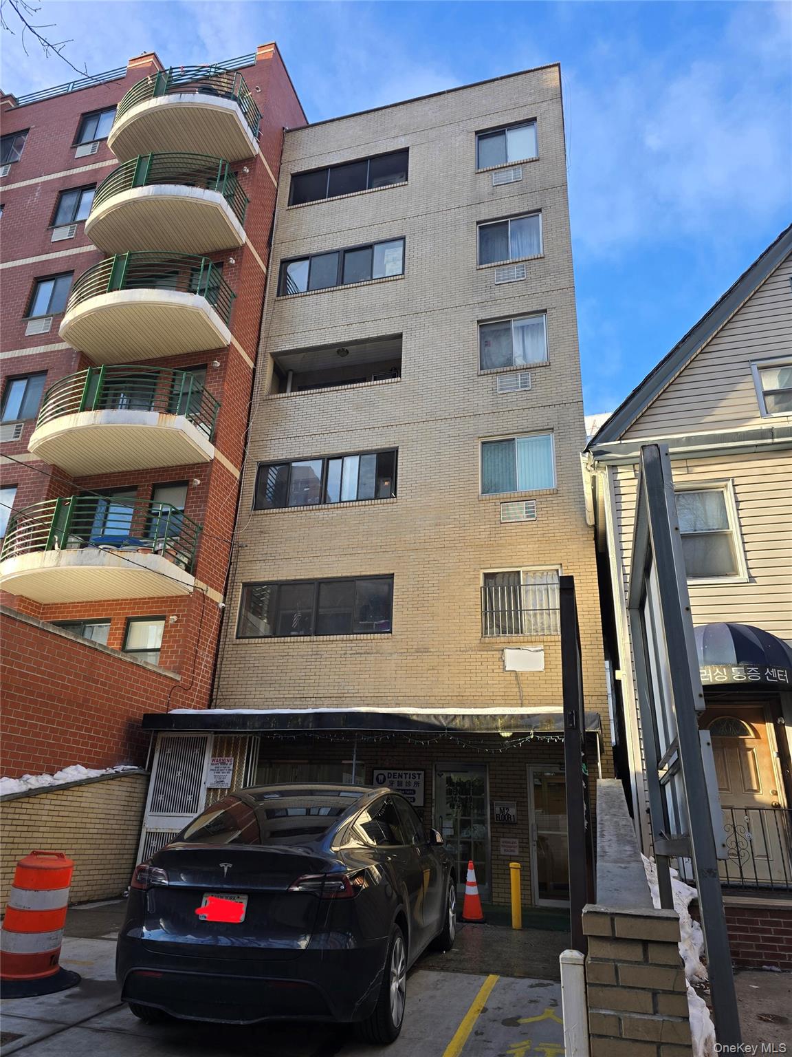 142-29 37th Avenue # 5A, Flushing, NY 11354