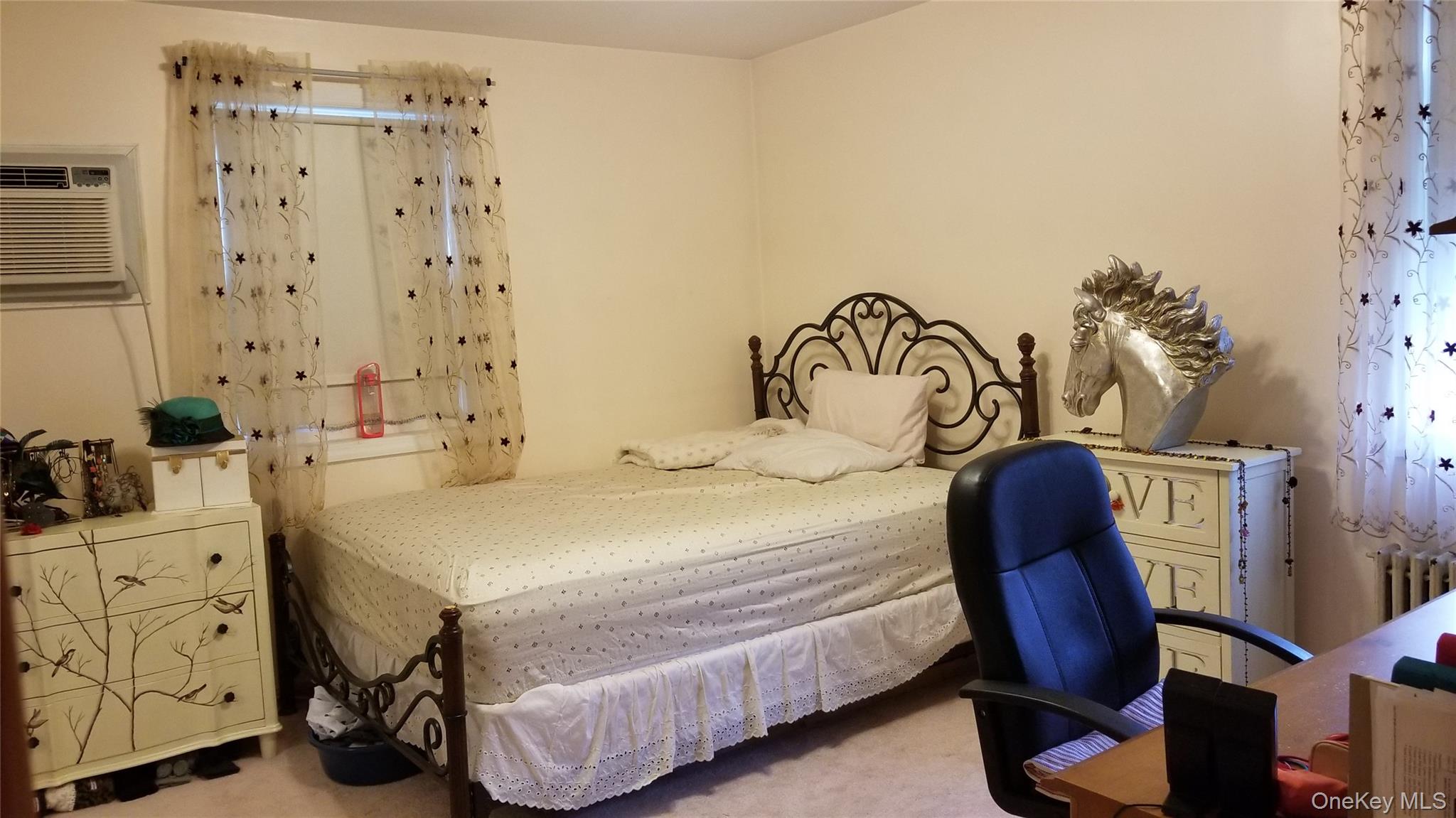 223-24 65 Ave # A, Bayside, NY 11364