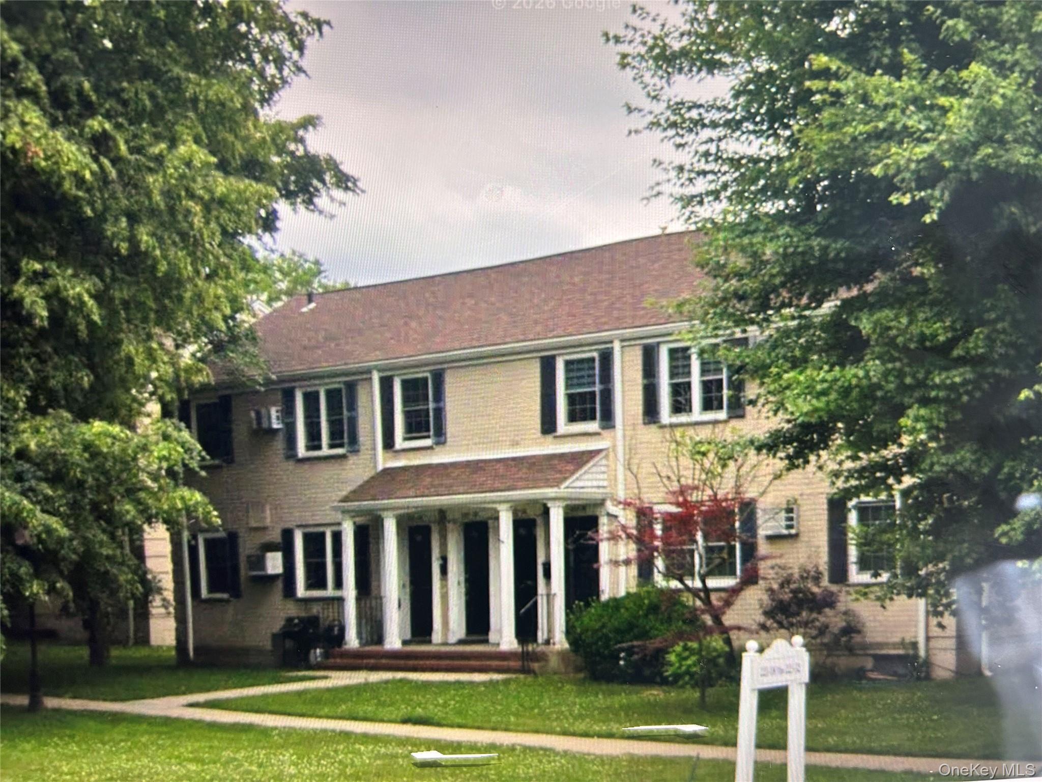 223-24 65 Ave # A, Bayside, NY 11364