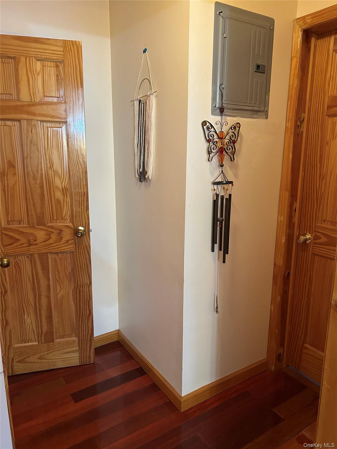 223-24 65 Ave # A, Bayside, NY 11364