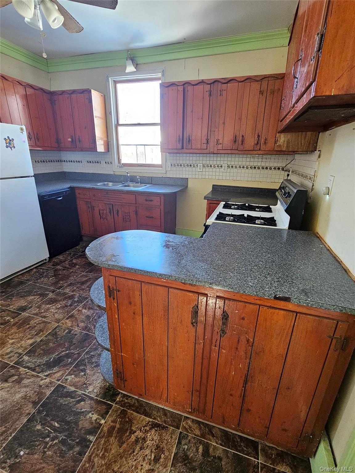 156 N Clinton Street # 2, Poughkeepsie, NY 12601