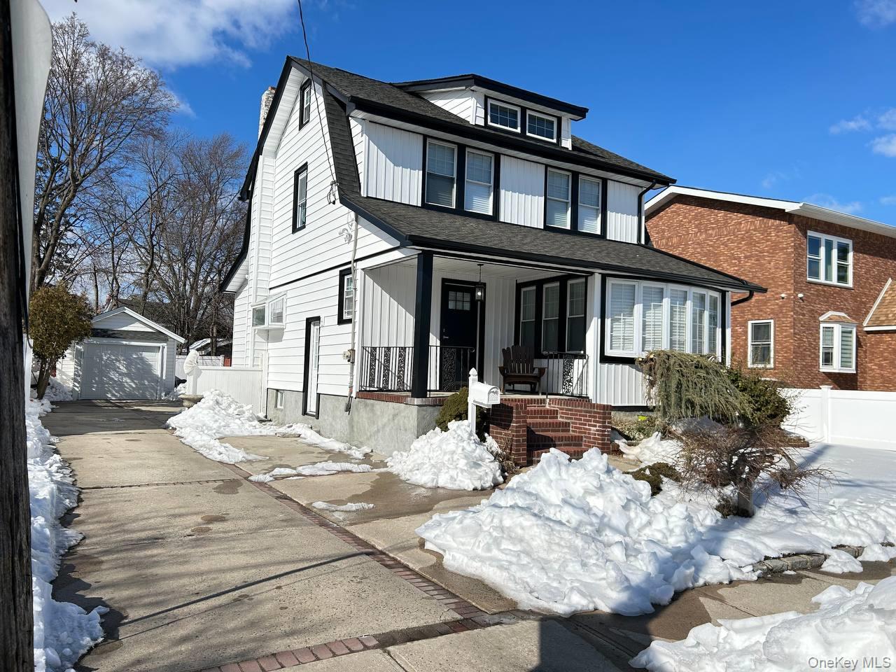 53 Lee Avenue, Valley Stream, NY 11581