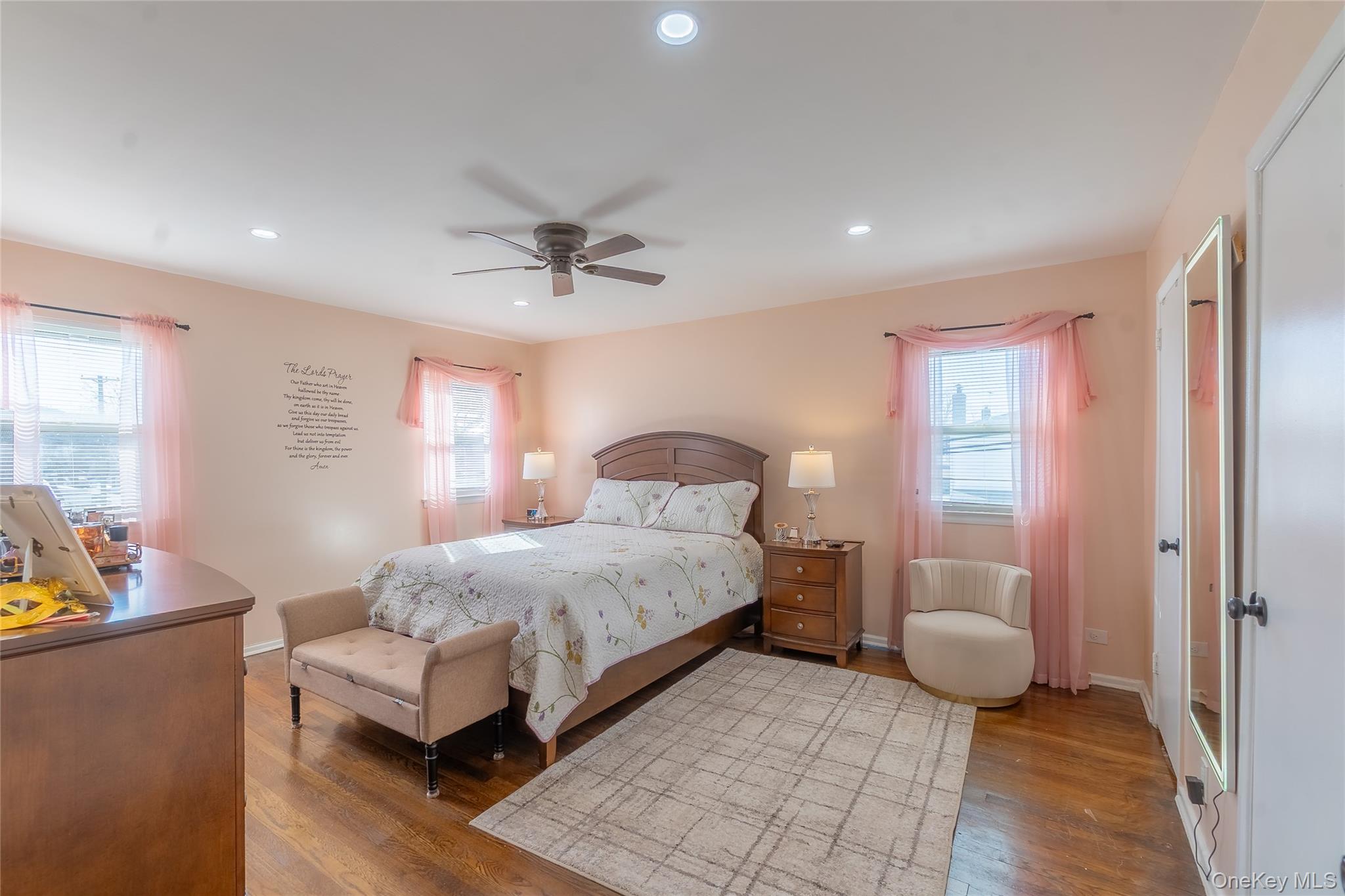 25708 147th Avenue, Rosedale, NY 11422