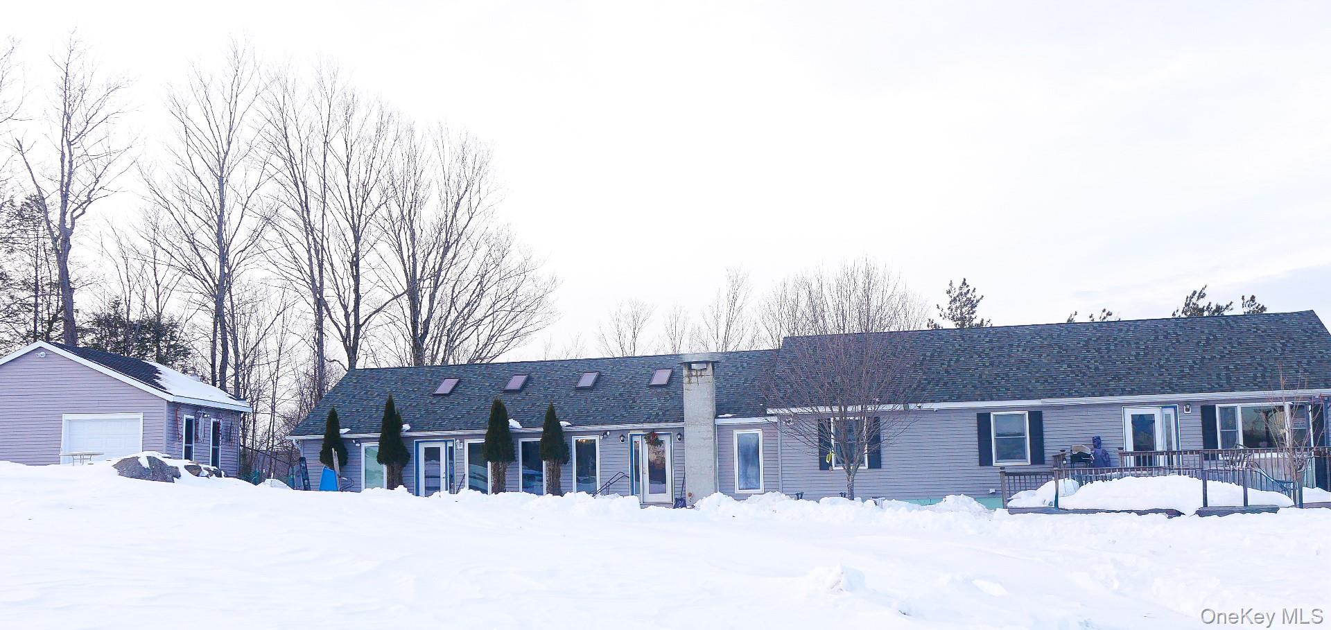 6 Rock View Lane, Loch Sheldrake, NY 12759