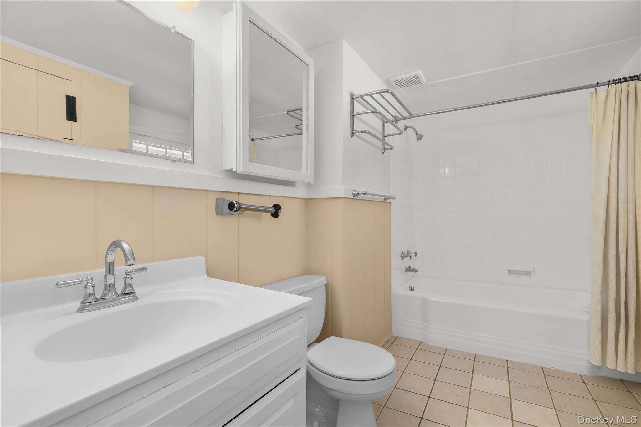 100 Upper Shad Road # Back cottage, Pound Ridge, NY 10576