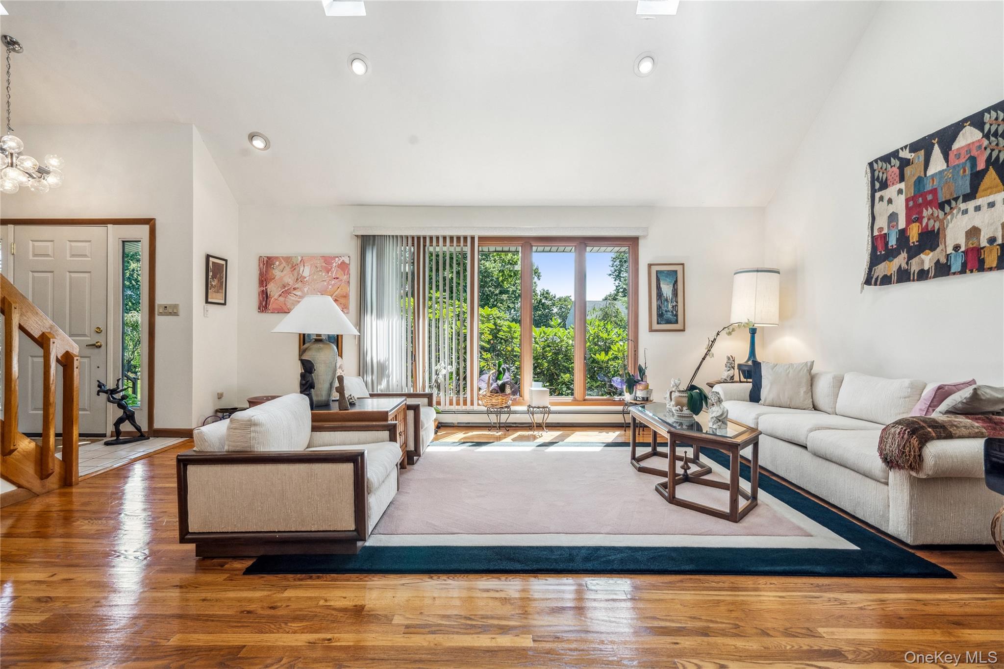 10 Tradewinds Drive, Bayville, NY 11709