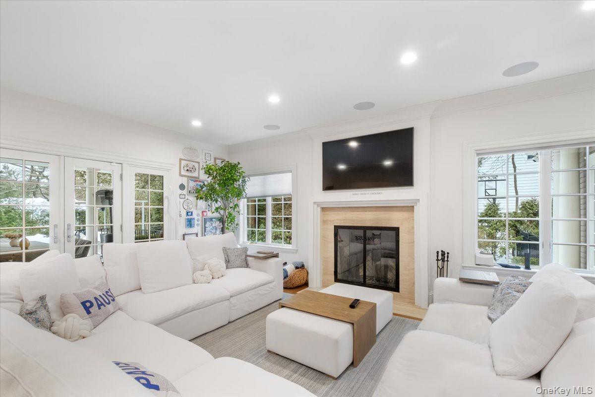 38 Sage Terrace, Scarsdale, NY 10583