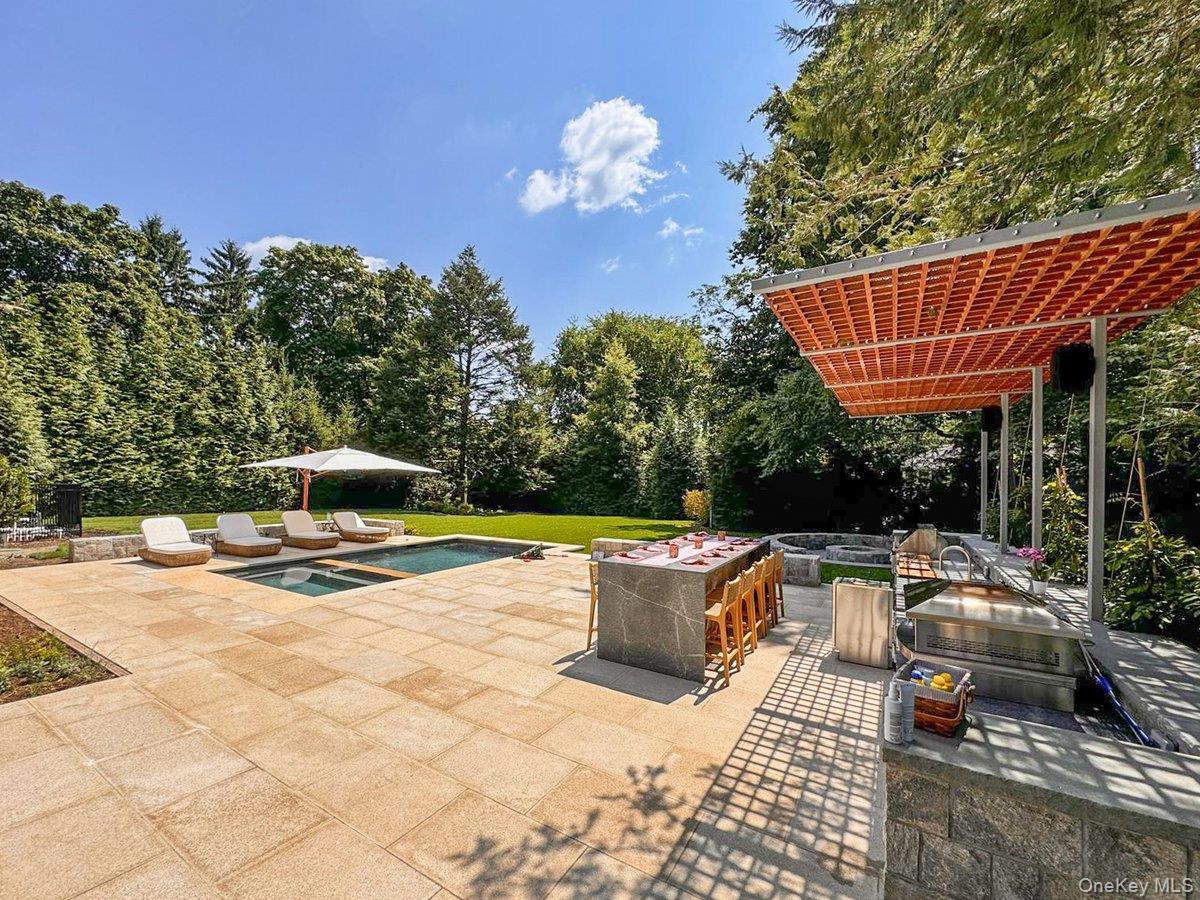 38 Sage Terrace, Scarsdale, NY 10583