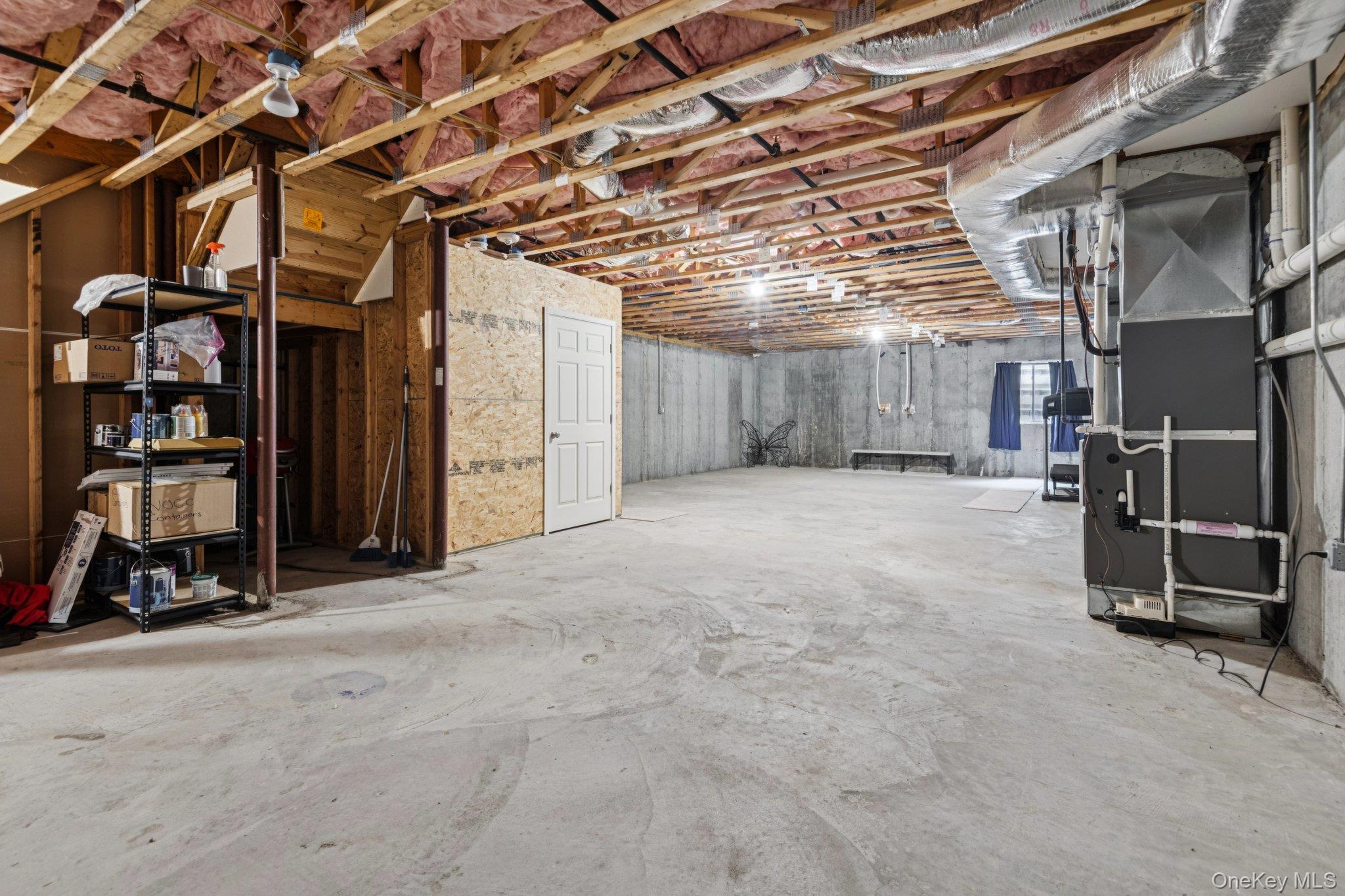 37 Weatherby Lane, Central Islip, NY 11722